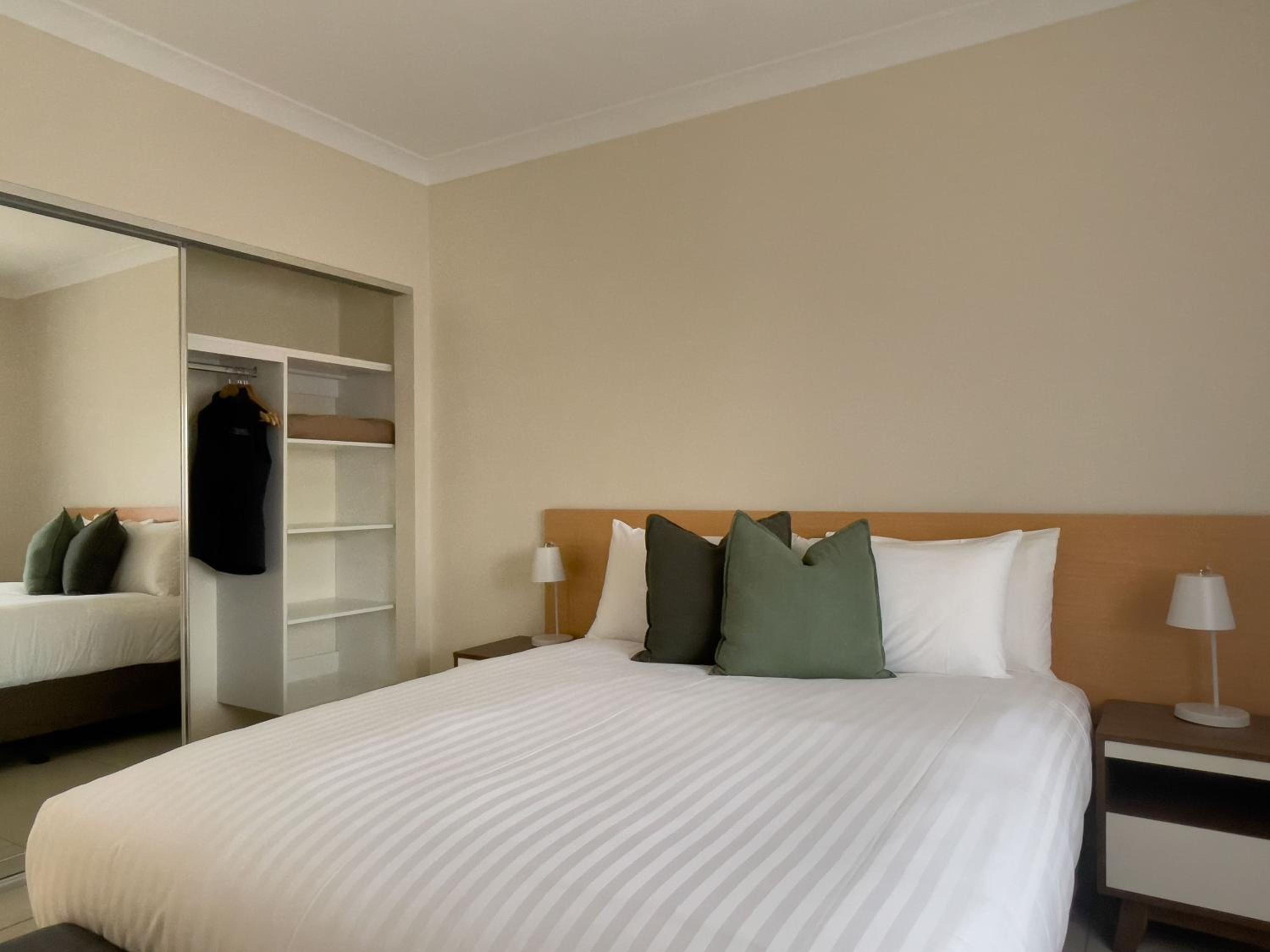 1-Bedroom Accessible Apartment, 1 Queen photo 3