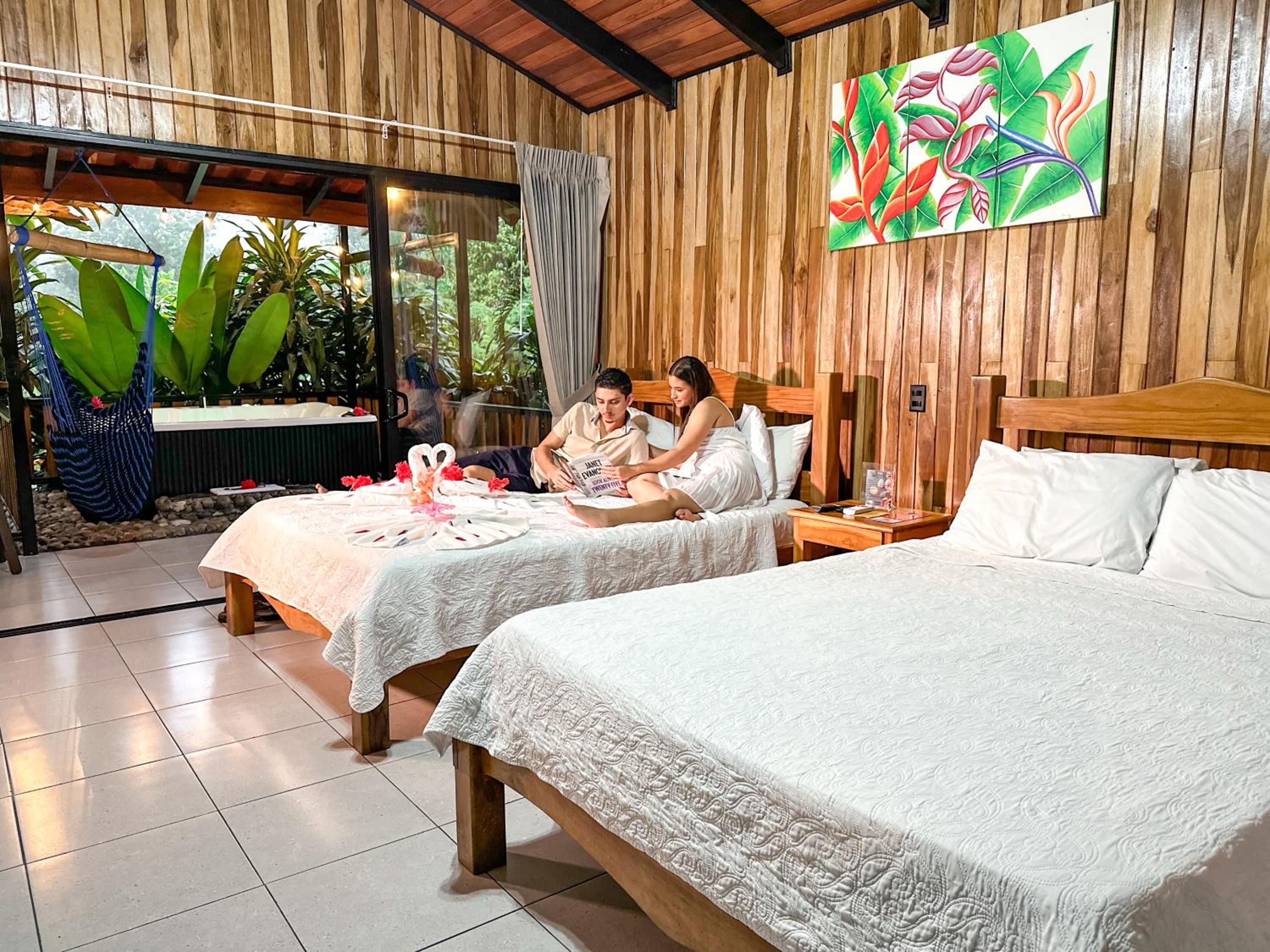 Deluxe Bungalow photo 2