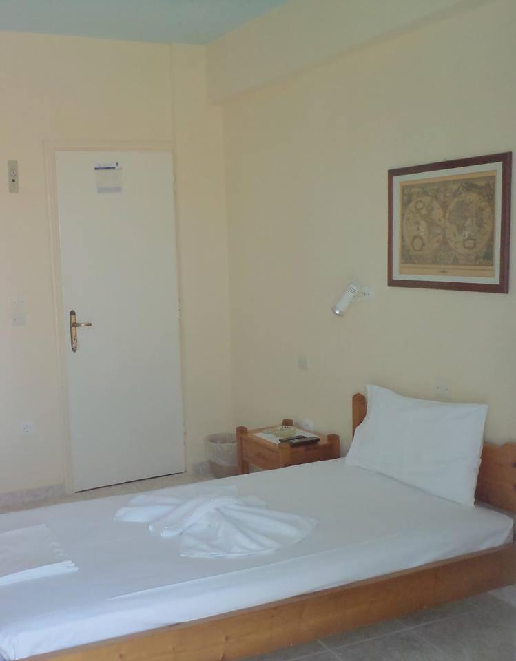 Deluxe Single Room with Sea View photo 3