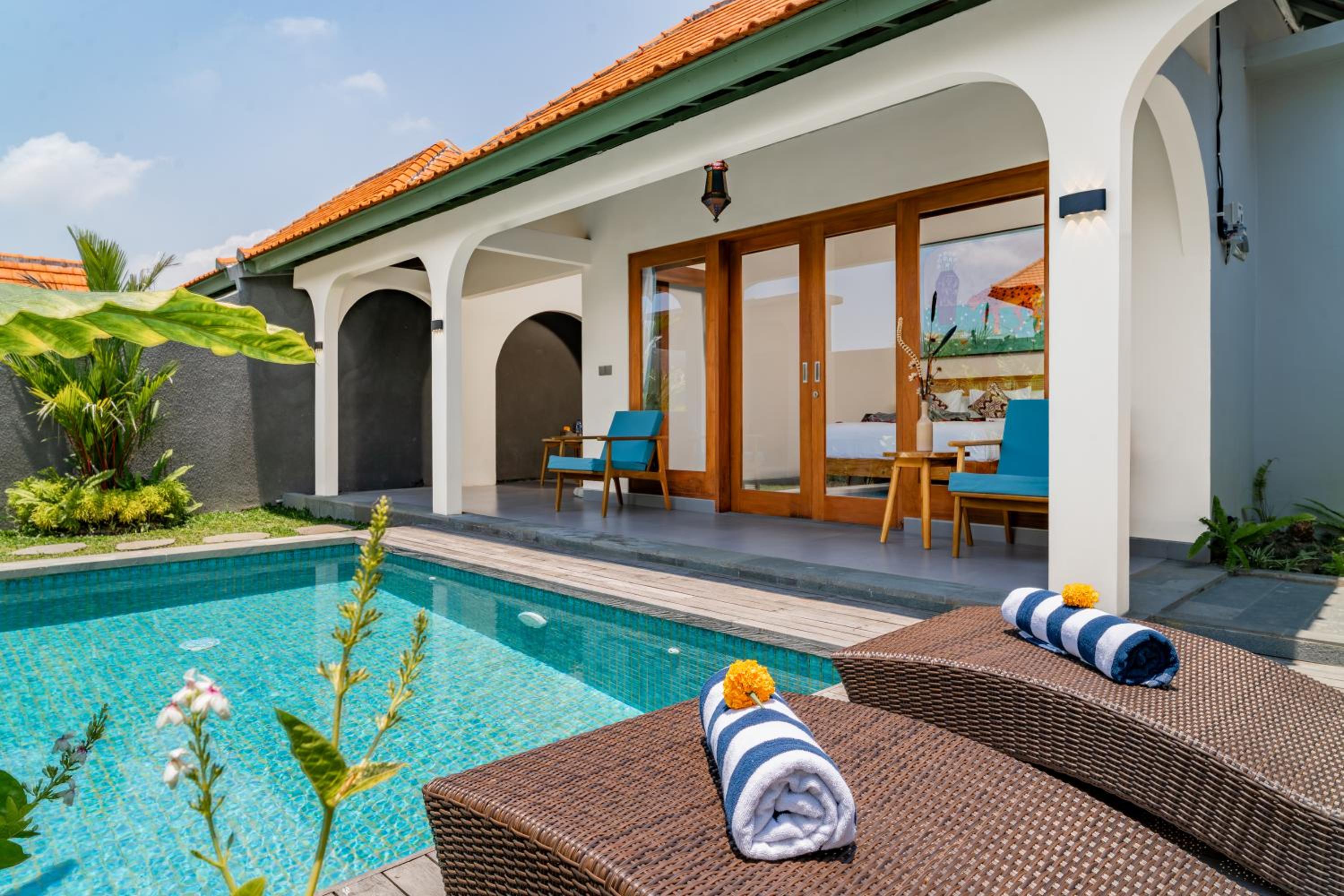 Villa with Private Pool photo 1