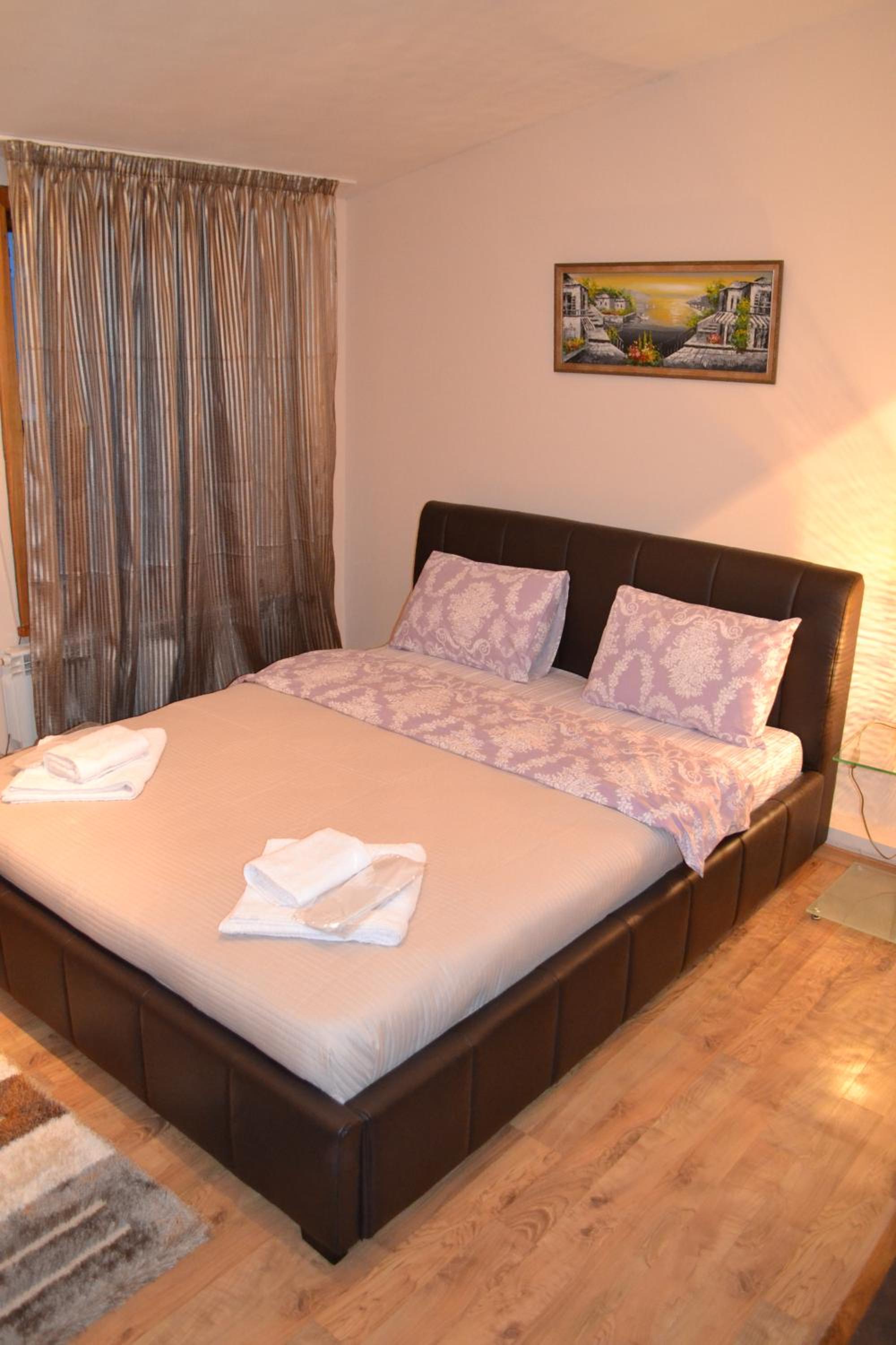 Standard Double Room with Shared Bathroom