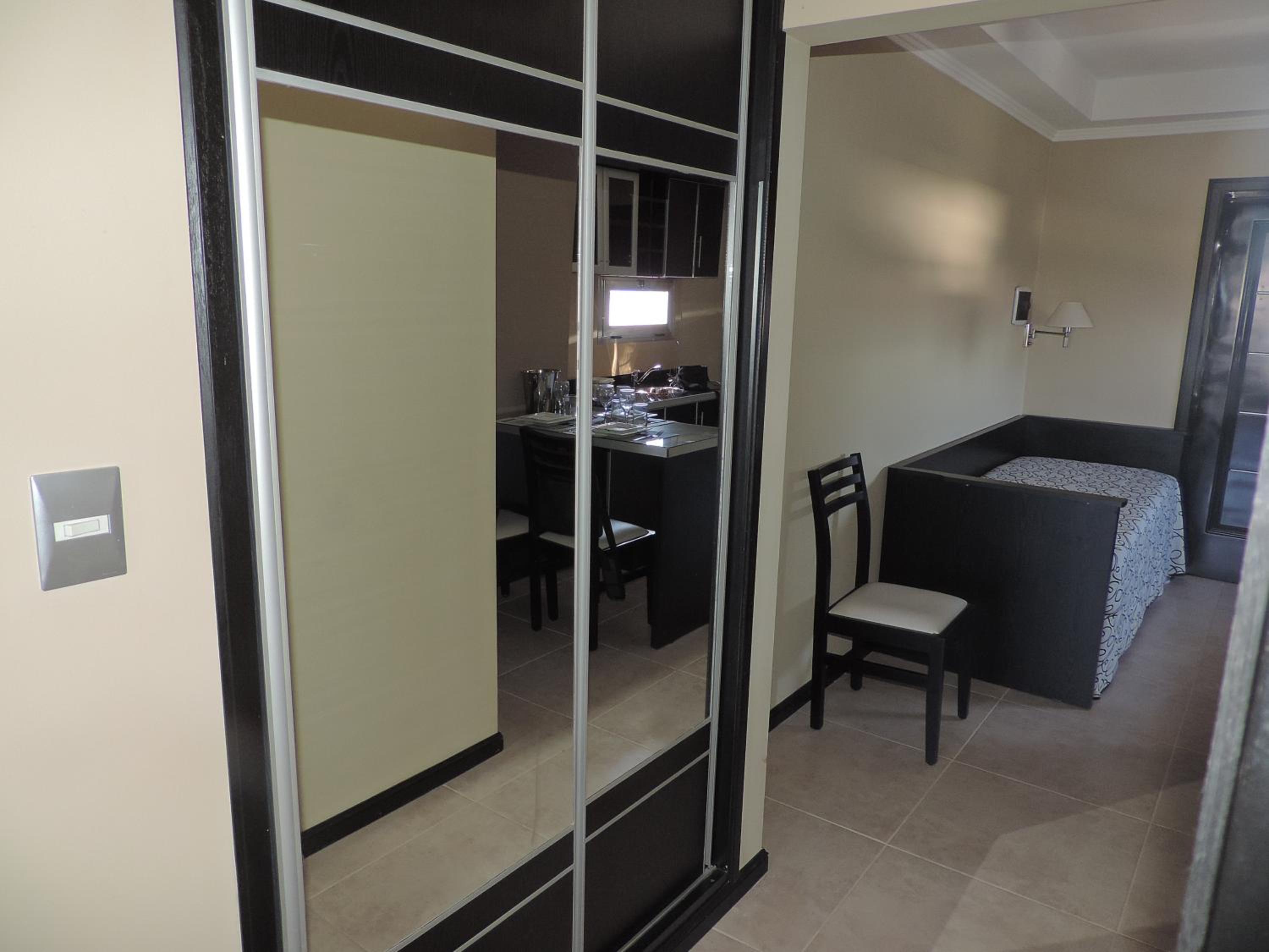 Standard Double Suite