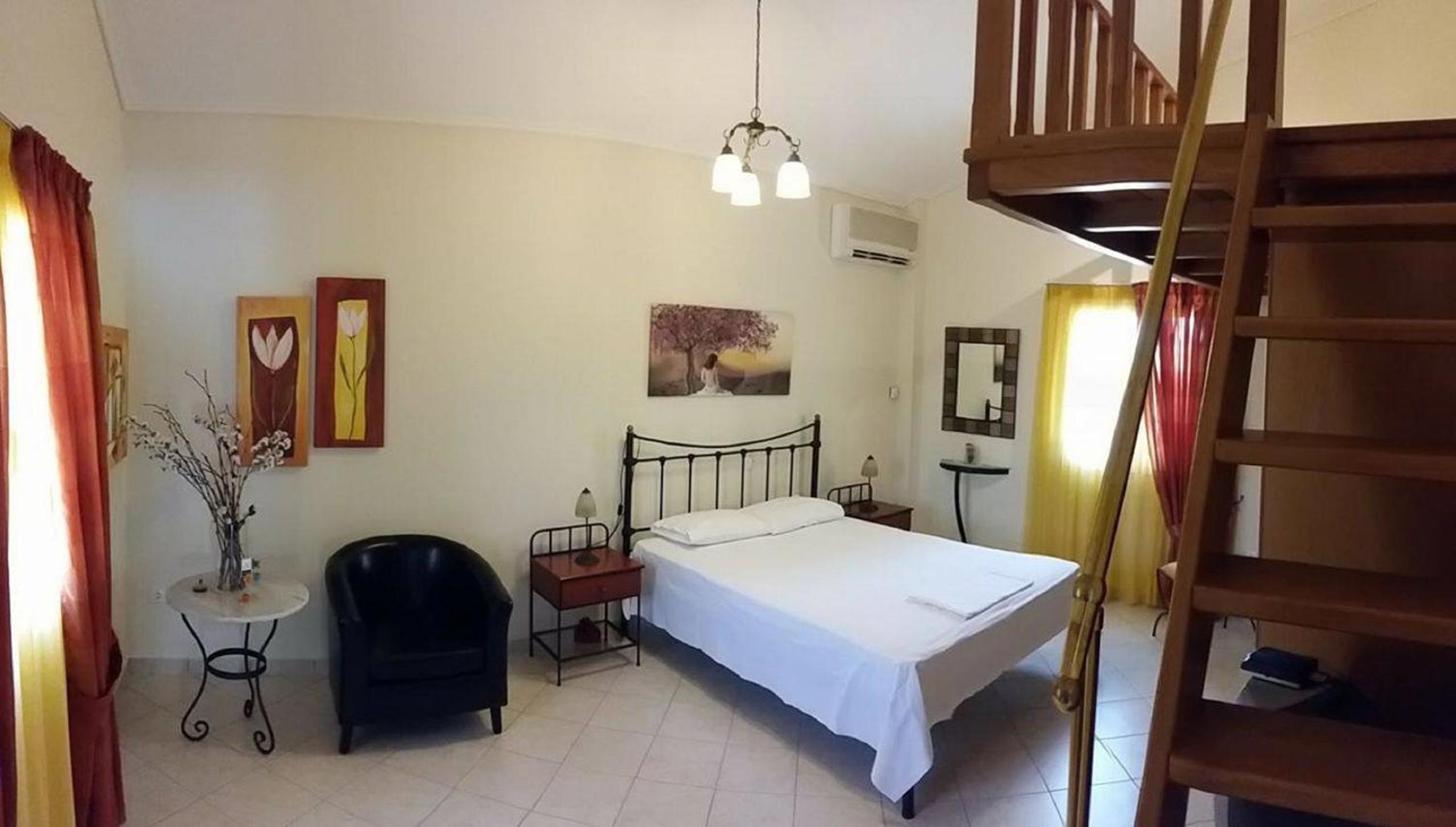 Villa com Piscina Privada