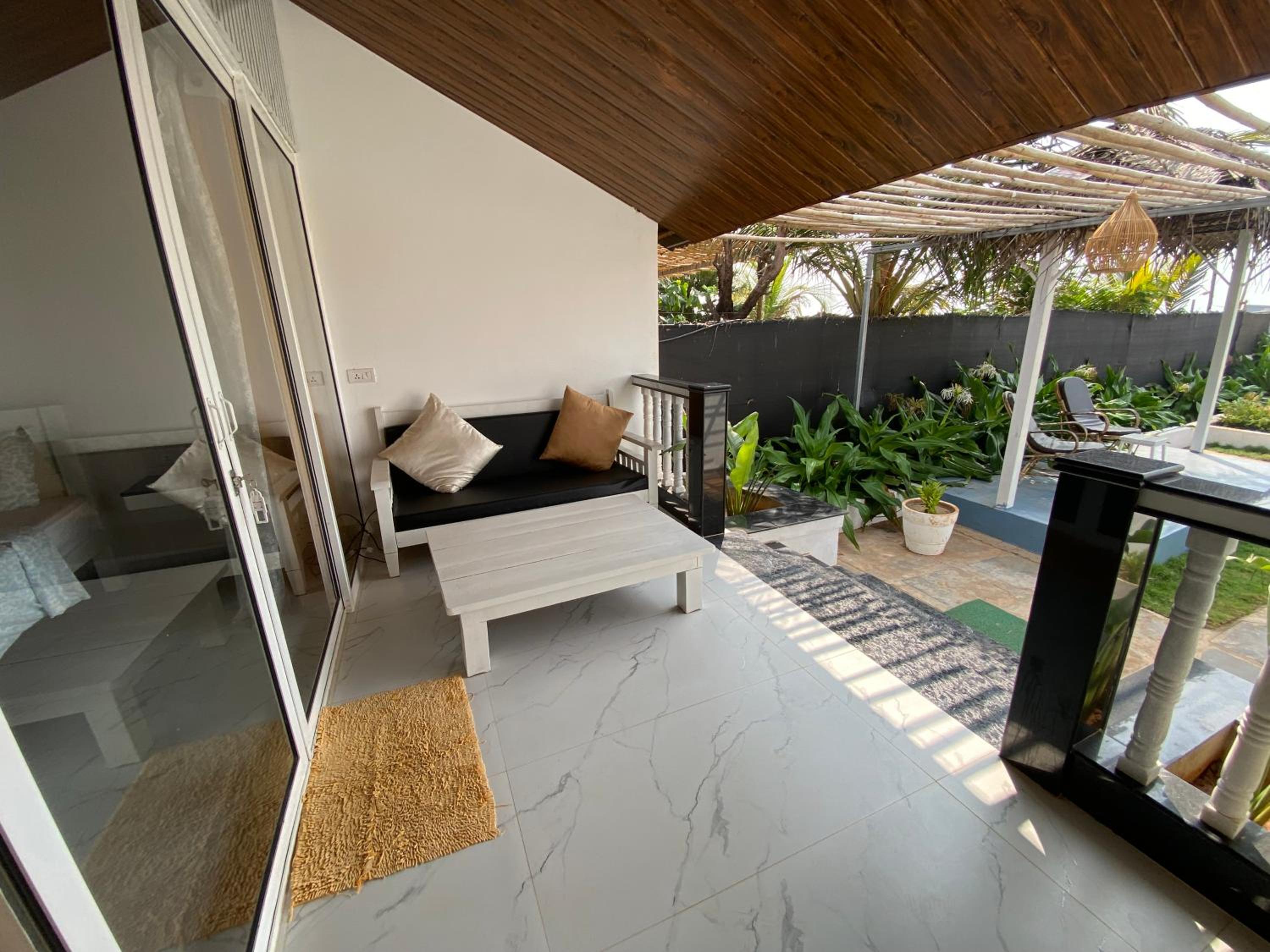 King Suite with Ocean View photo 1