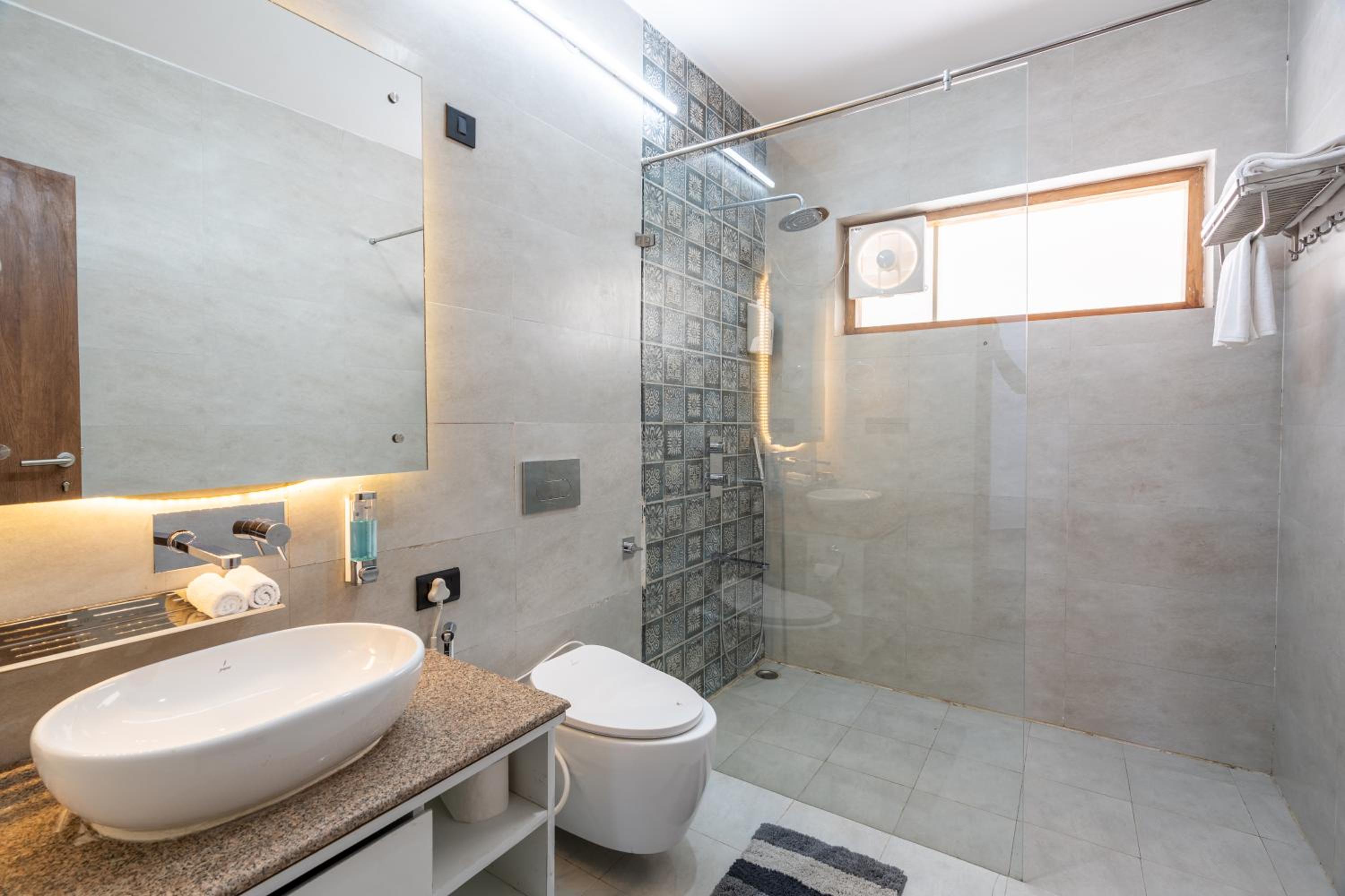 Deluxe Double Room photo 2