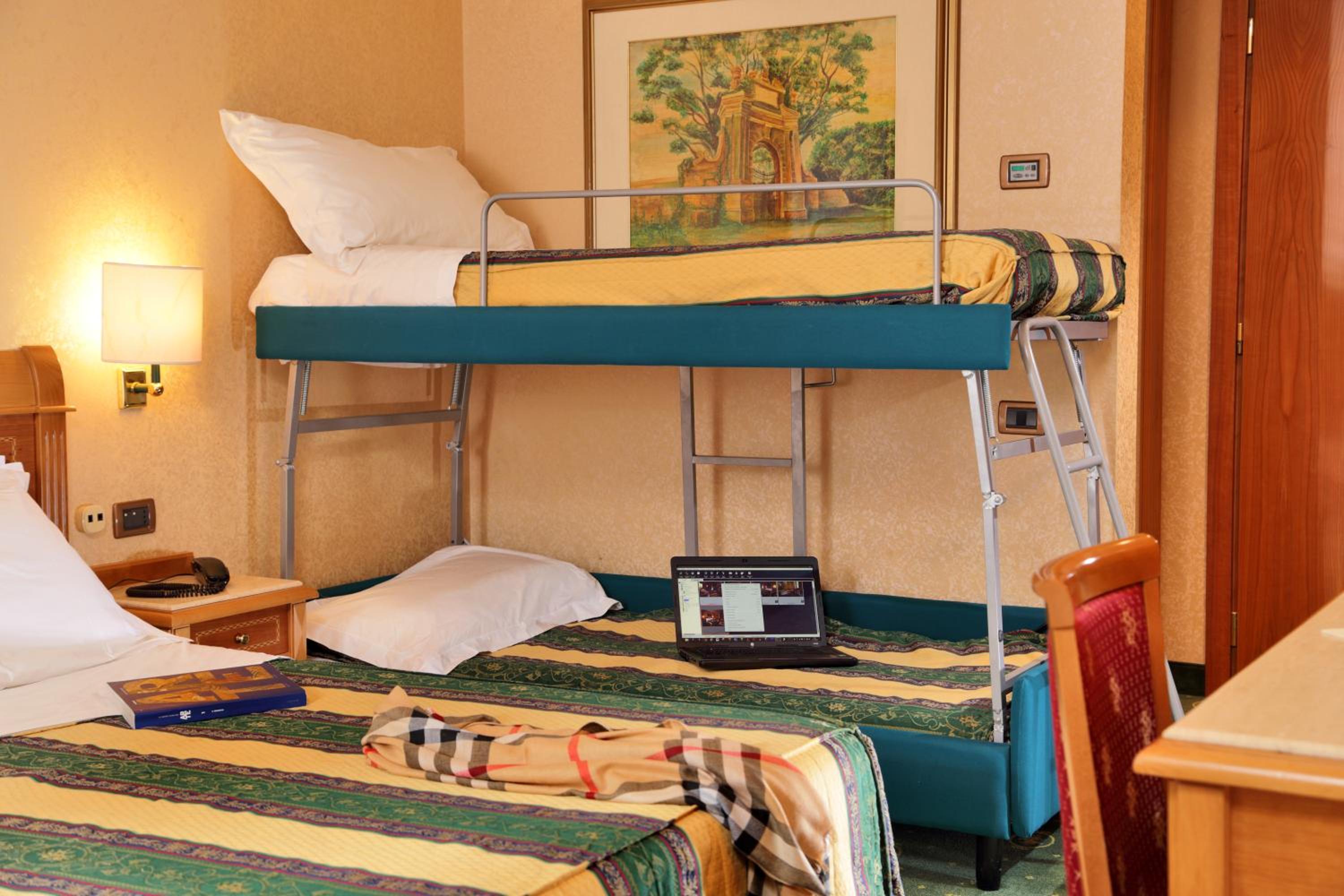 Quadruple Room photo 1