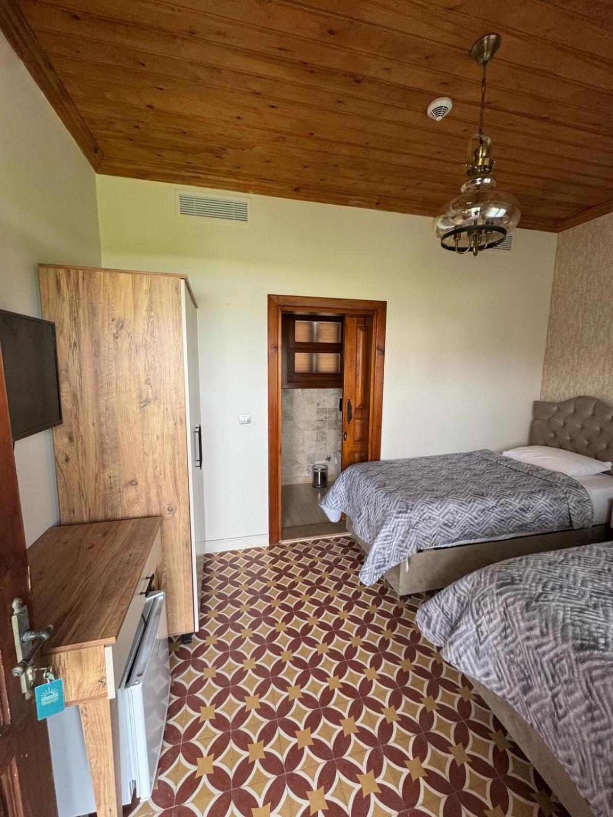 Standard Twin Room photo 3