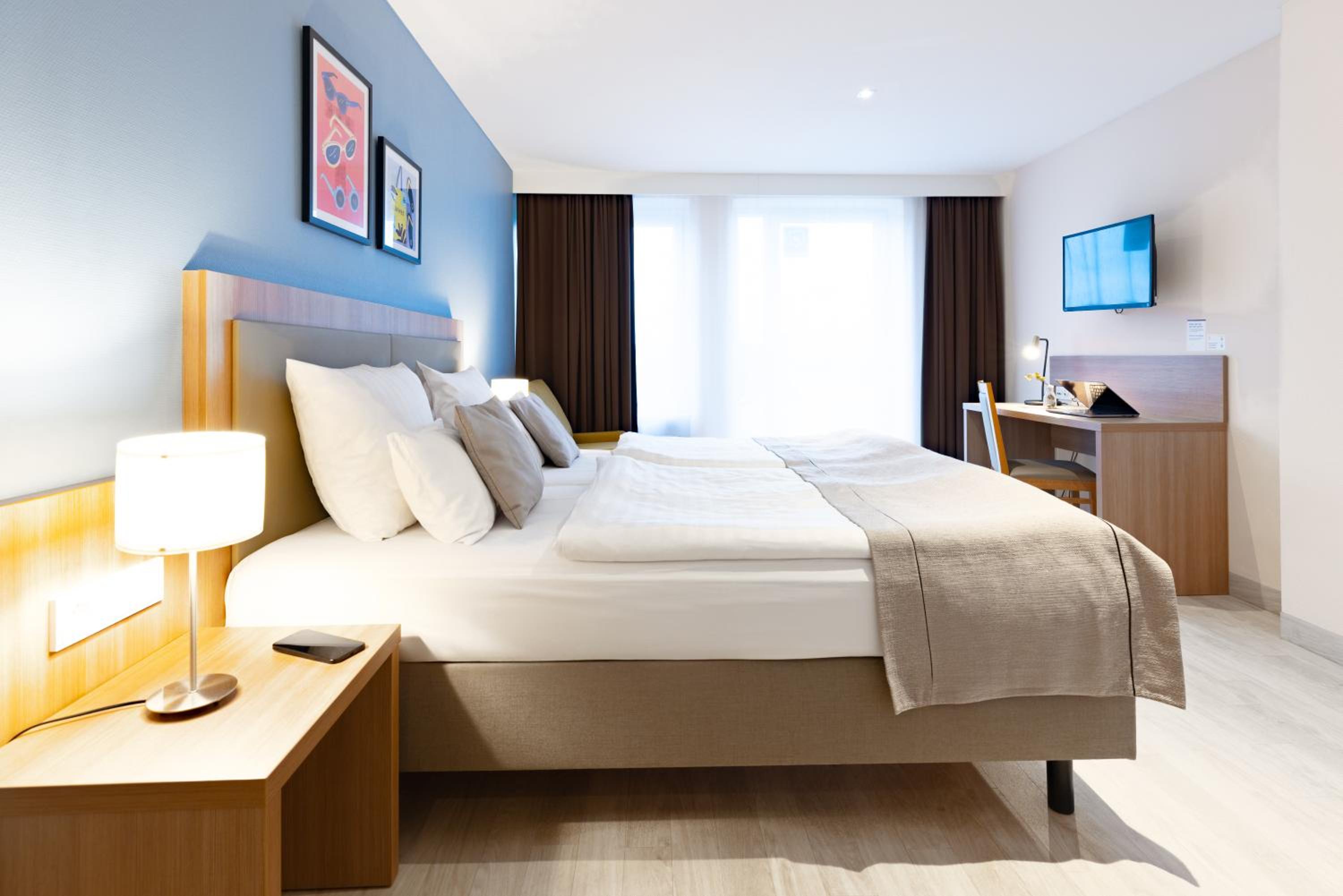 Standard Queen Room - Photo 2