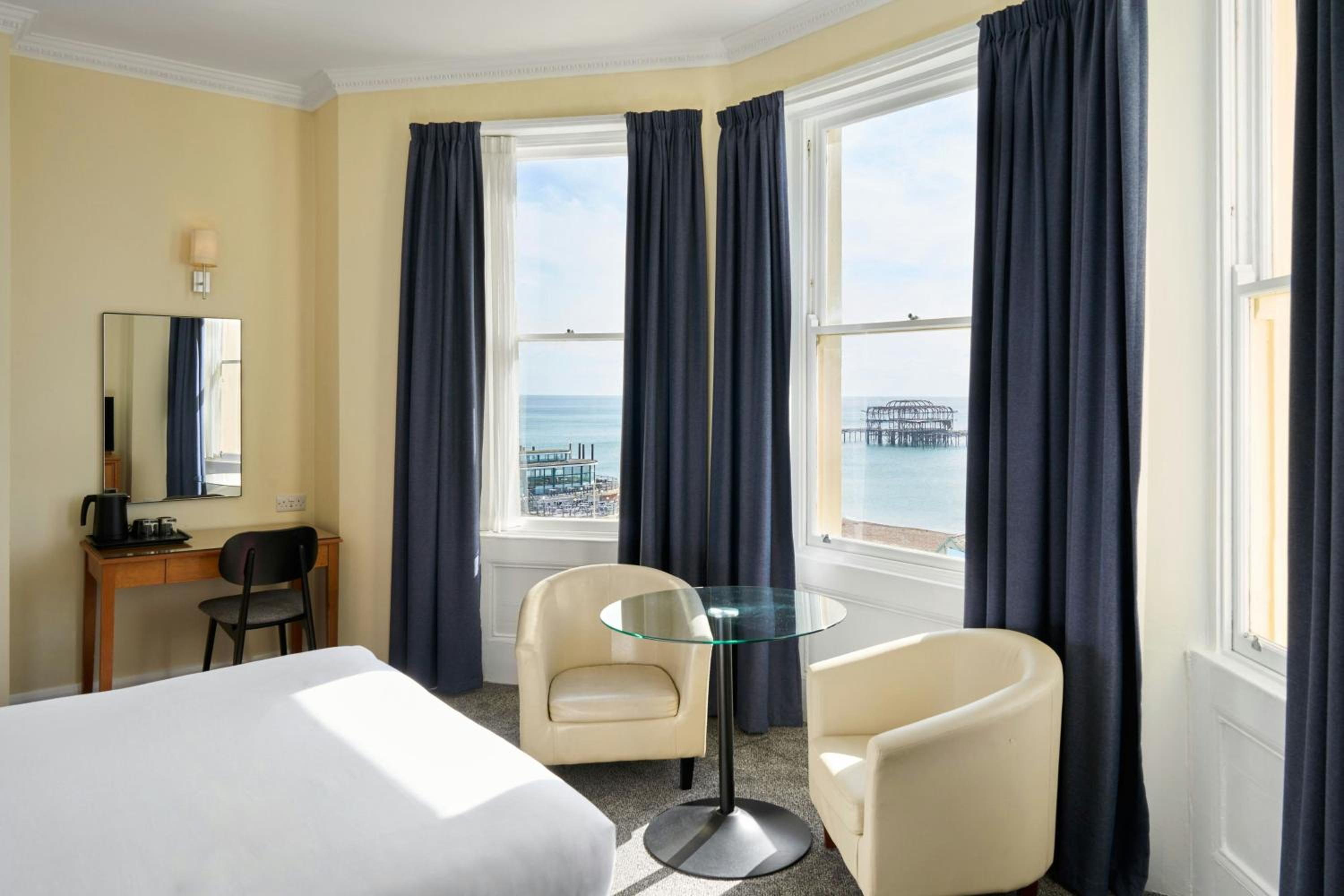 Sea View Double Room - Photo 4