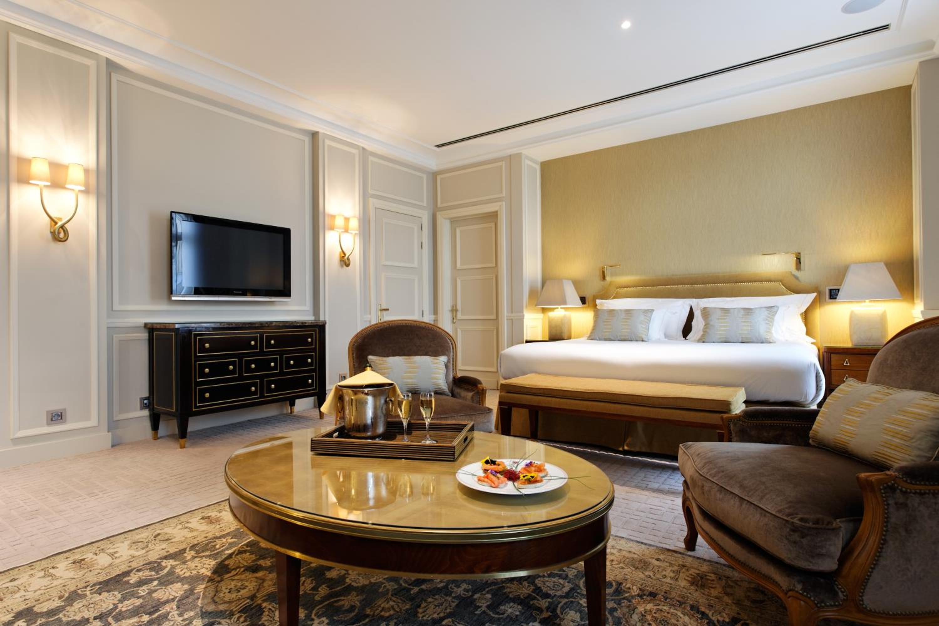 Presidential Suite photo 1
