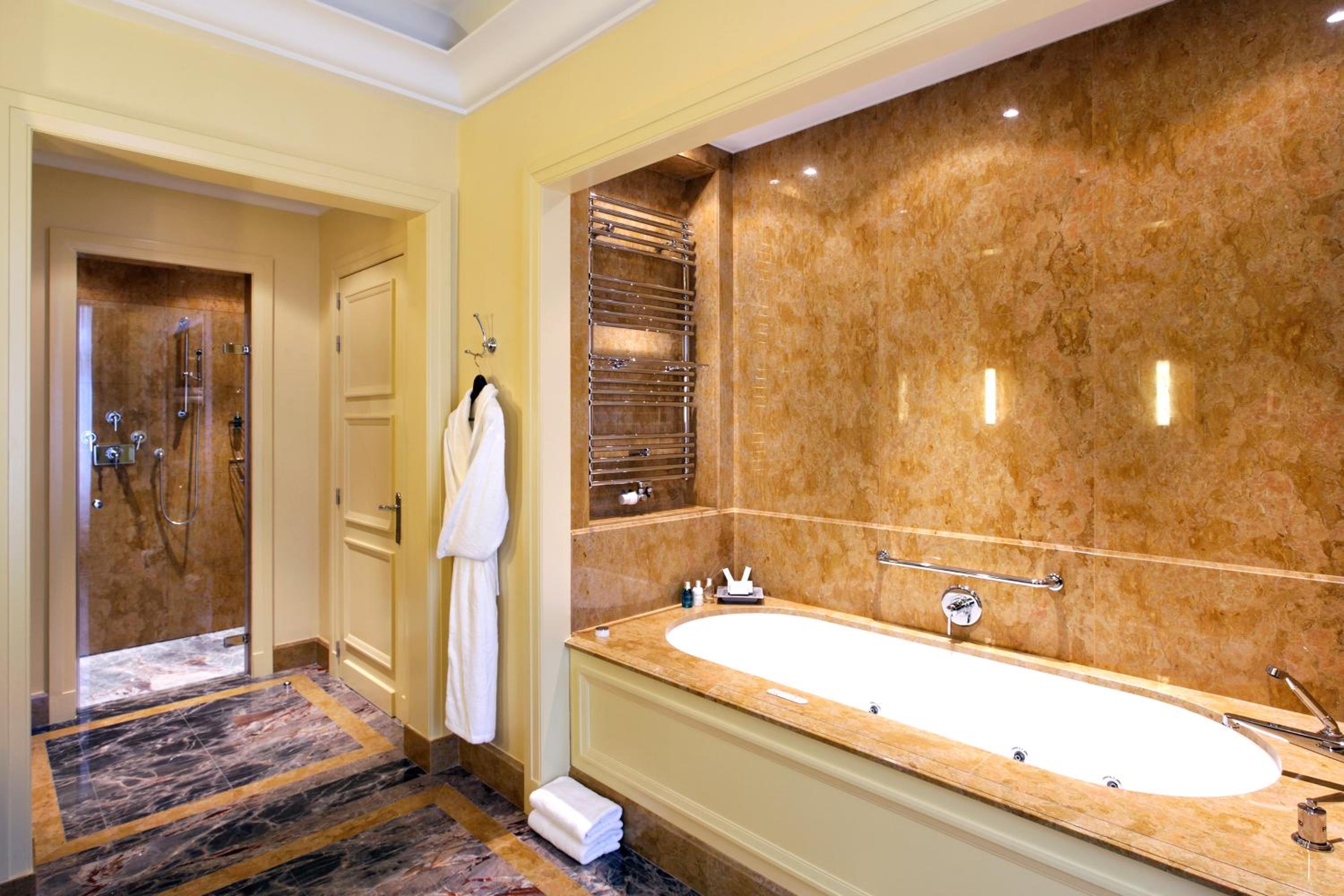 Presidential Suite photo 2