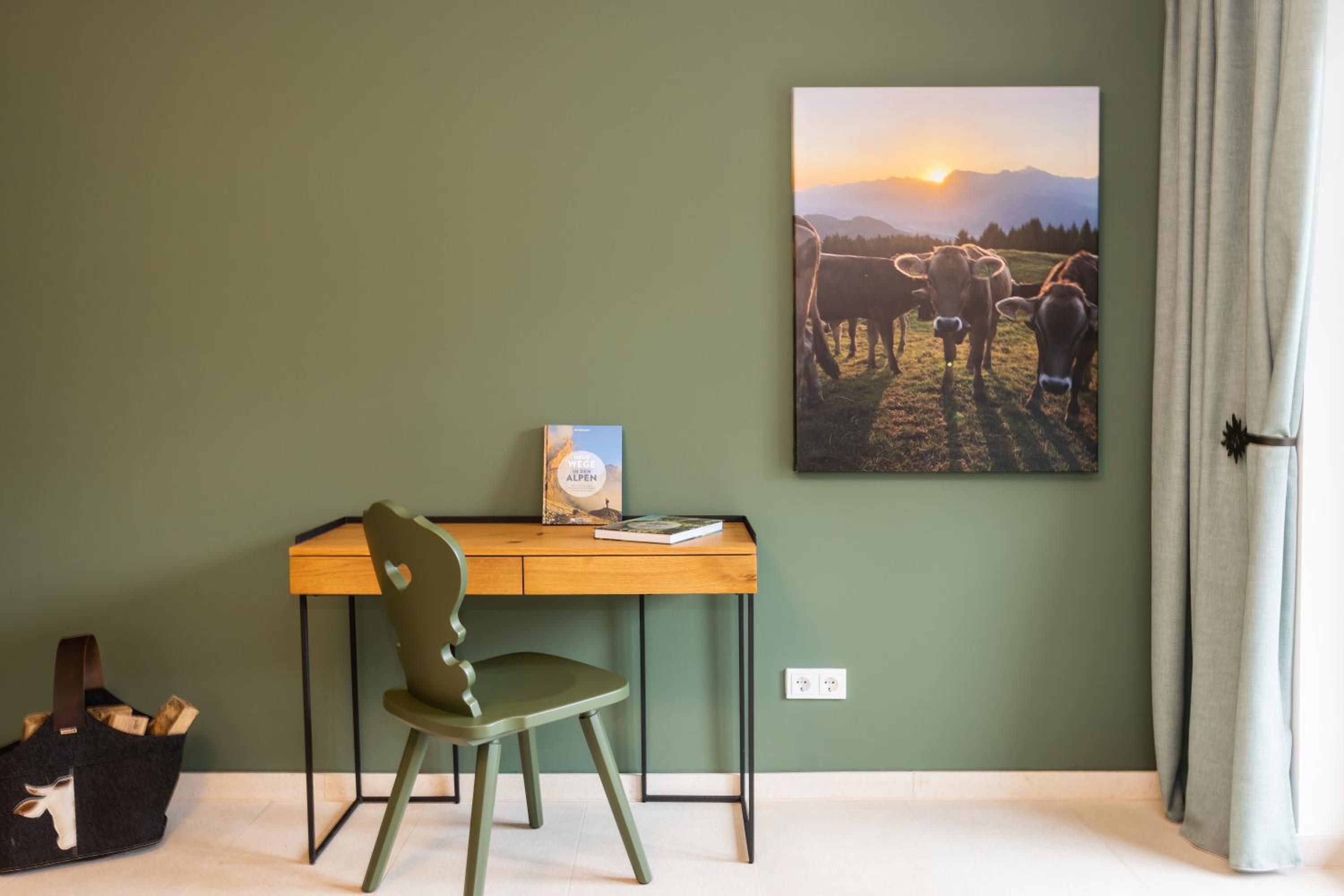 Two-Bedroom Apartment with Mountain View photo 1