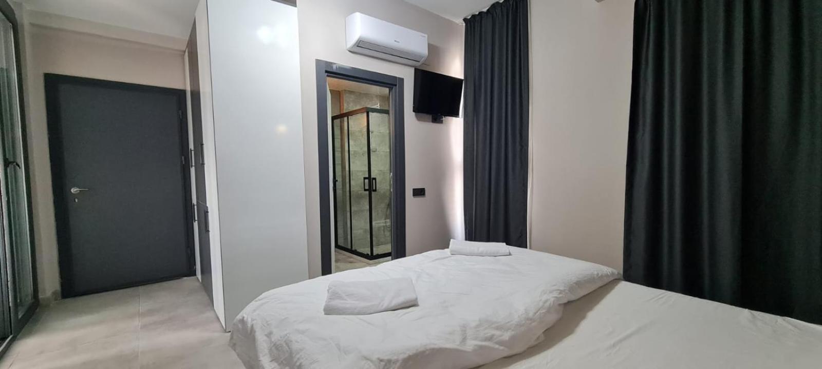 Double Room with Balcony photo 3