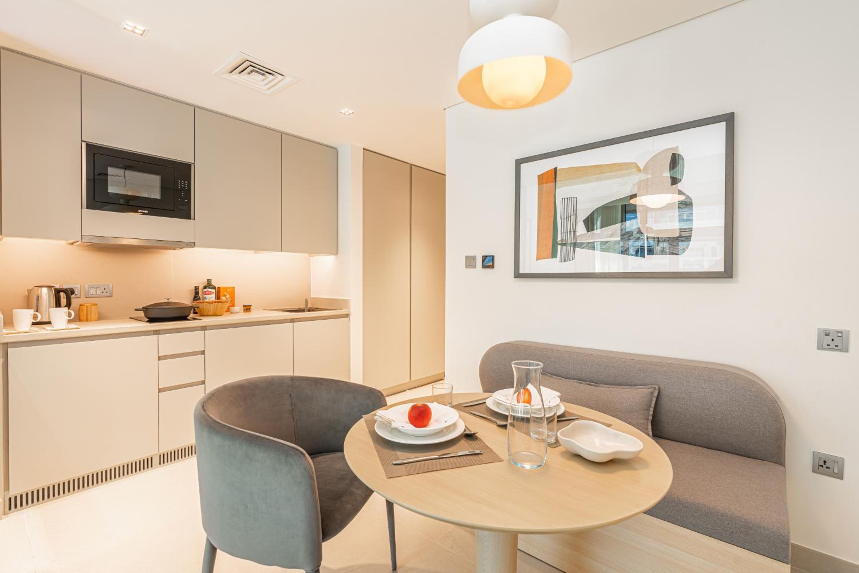 Family Two Bedroom Apartment -King and Twin Bed