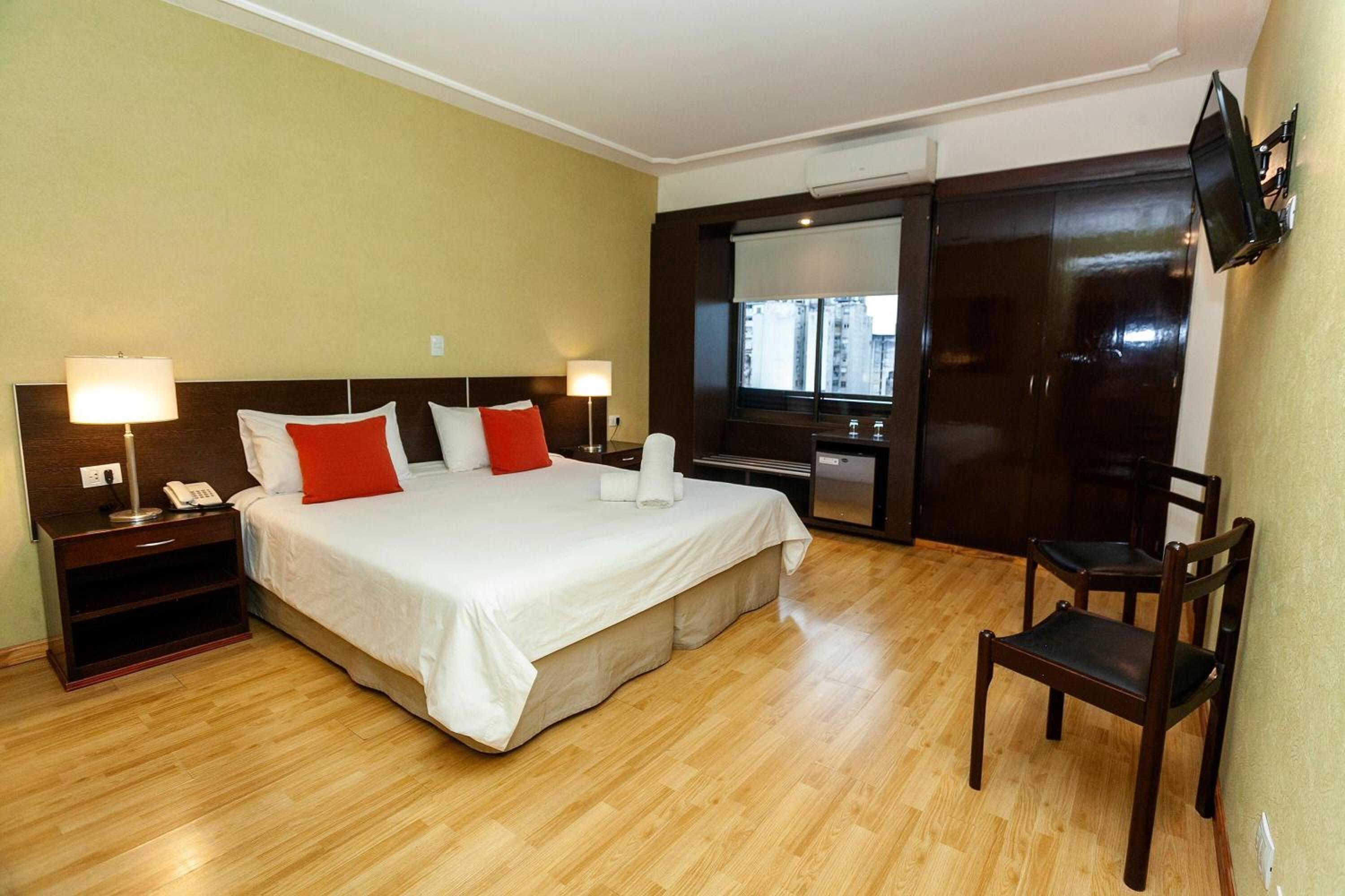 1 Queen Bed or 2 Single Beds, Superior, Non-Smoking