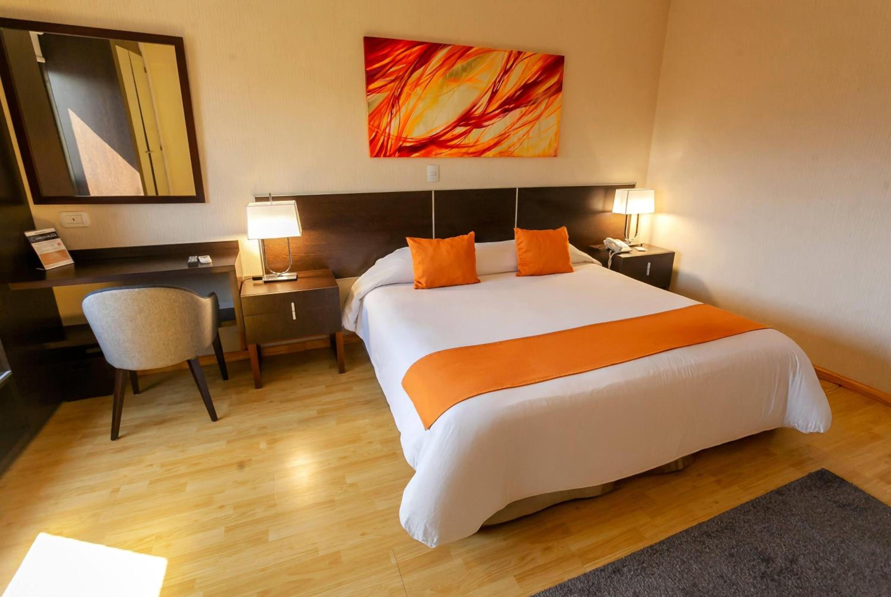 1 King Bed or 2 Single Beds, Junior Suite, Non-Smoking