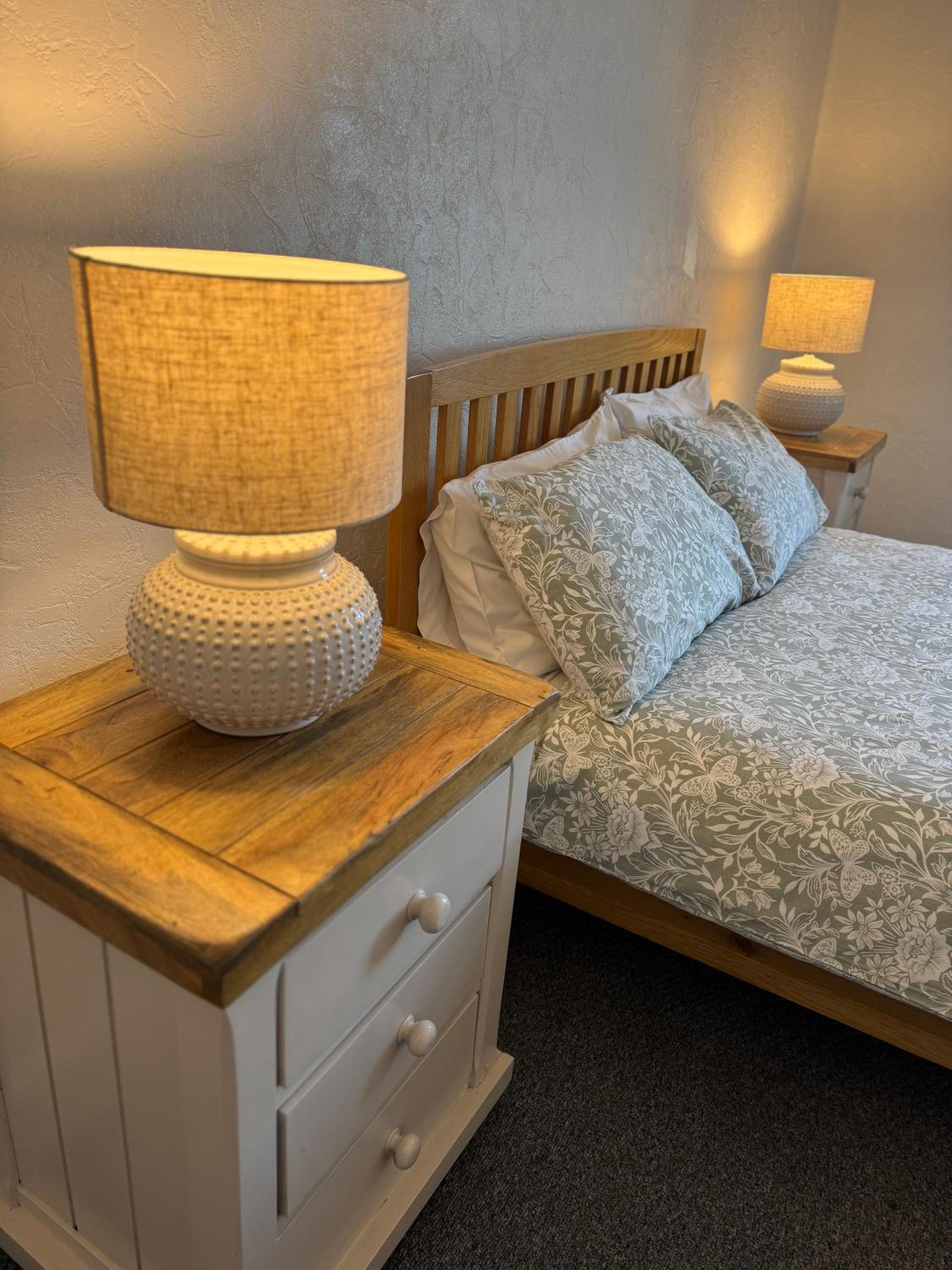 Double Room with Shared Bathroom photo 1