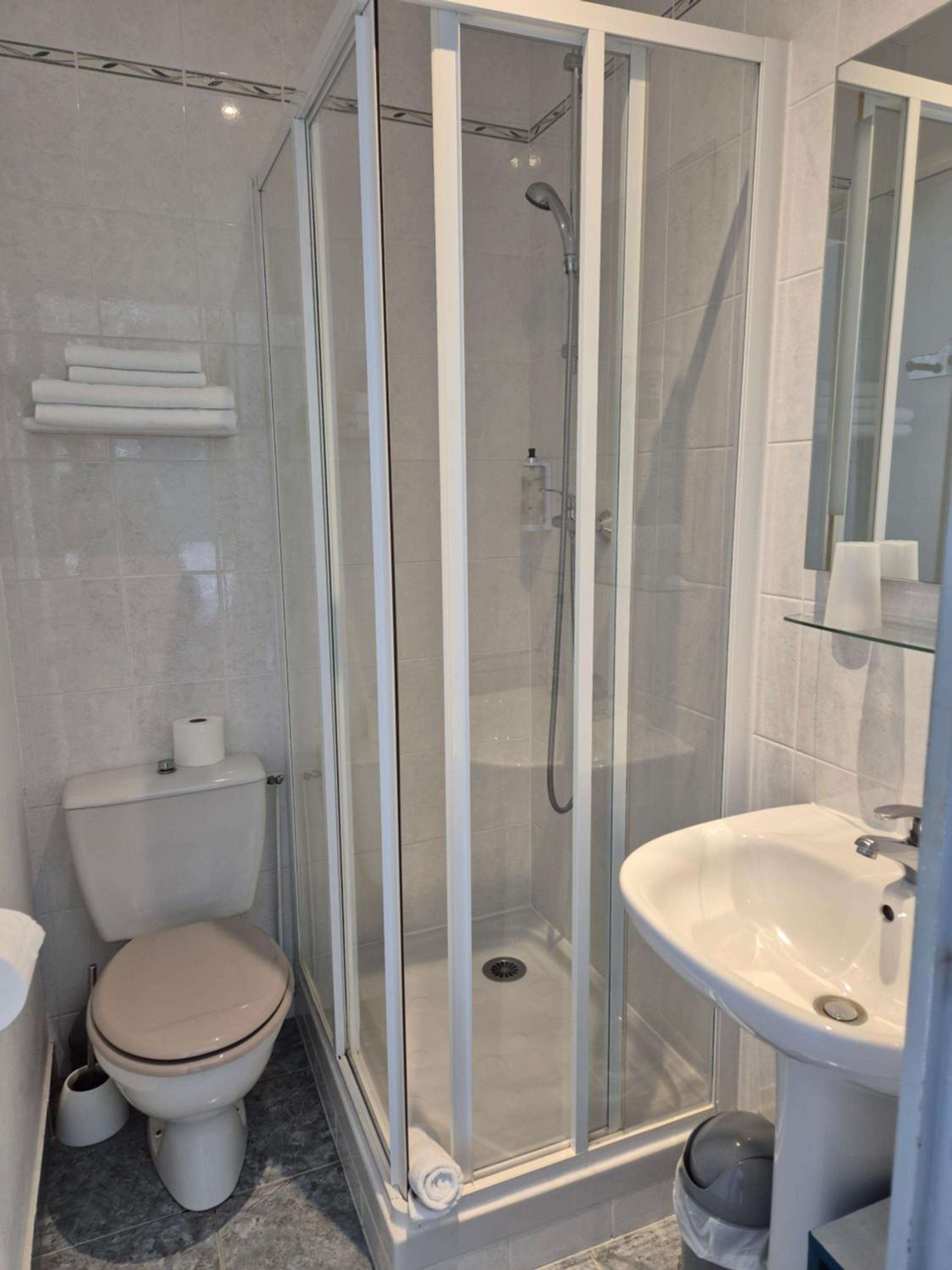 Double Room - Photo 1