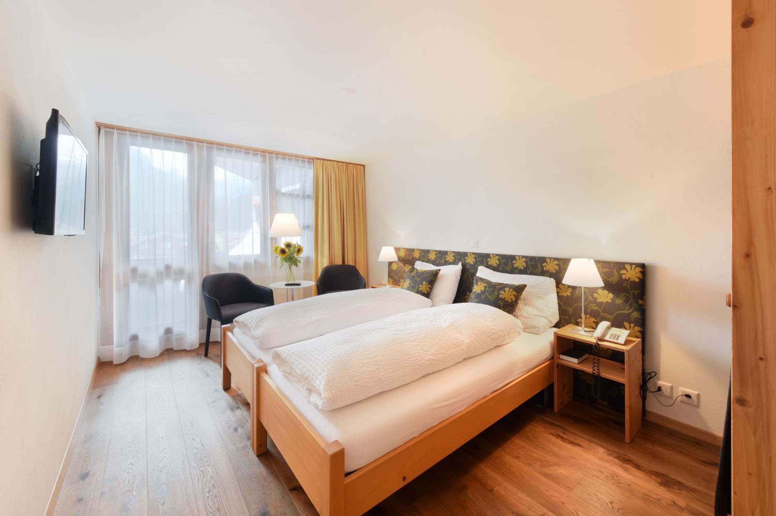 Superior Double or Twin Room with Mountain View - Photo 3
