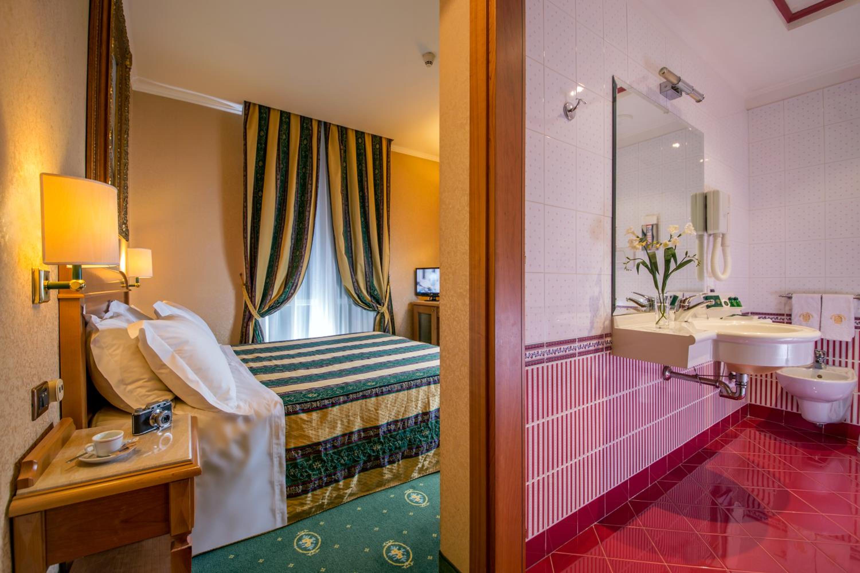 Deluxe Room photo 2