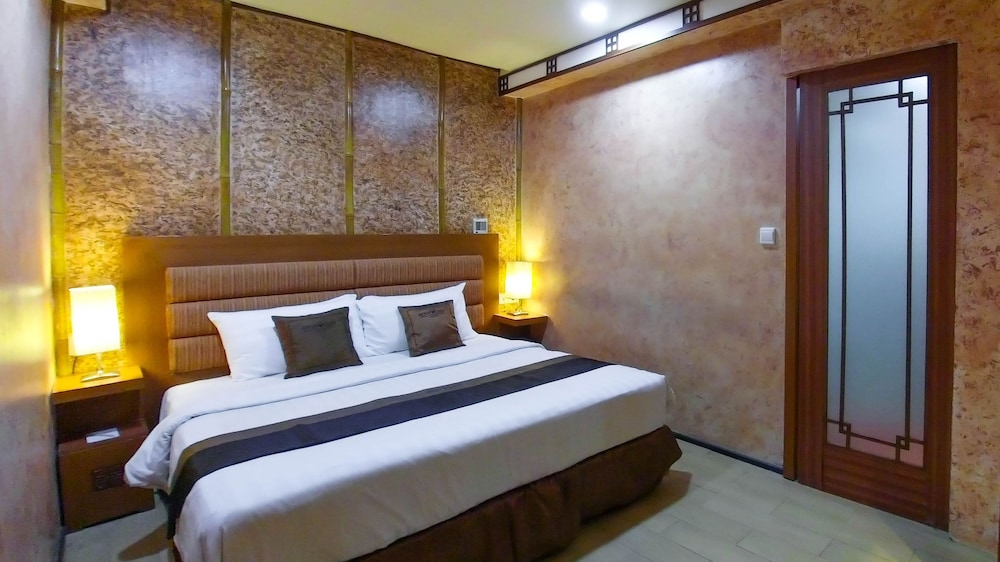 Deluxe Room - Photo 8
