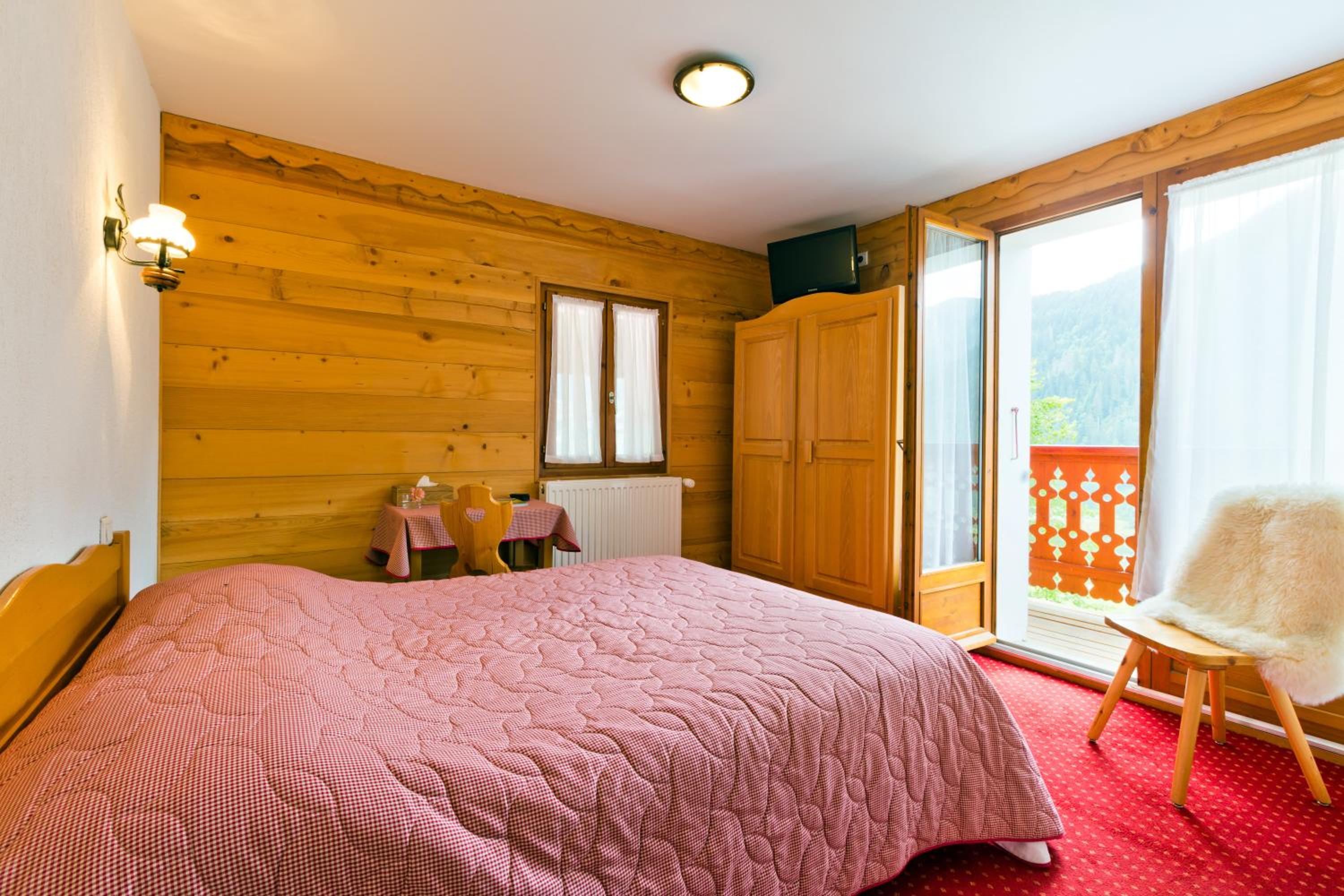 Double Room with Mountain View - Photo 7