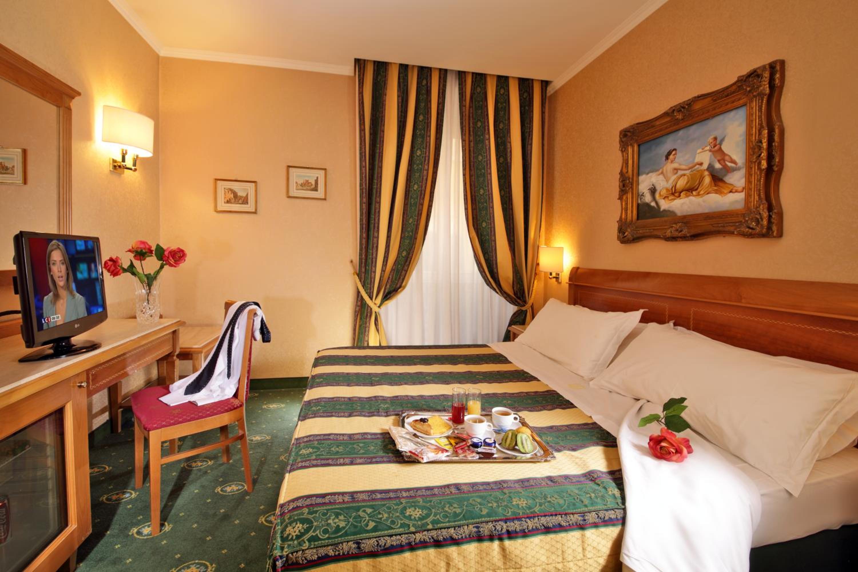 Deluxe Double Room photo 3