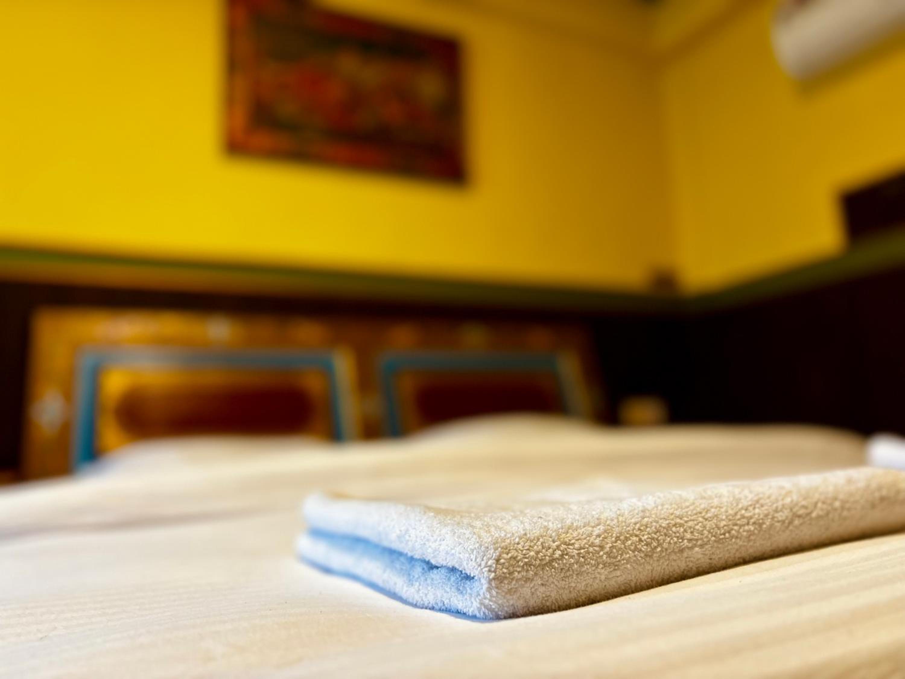 Deluxe King Suite photo 3