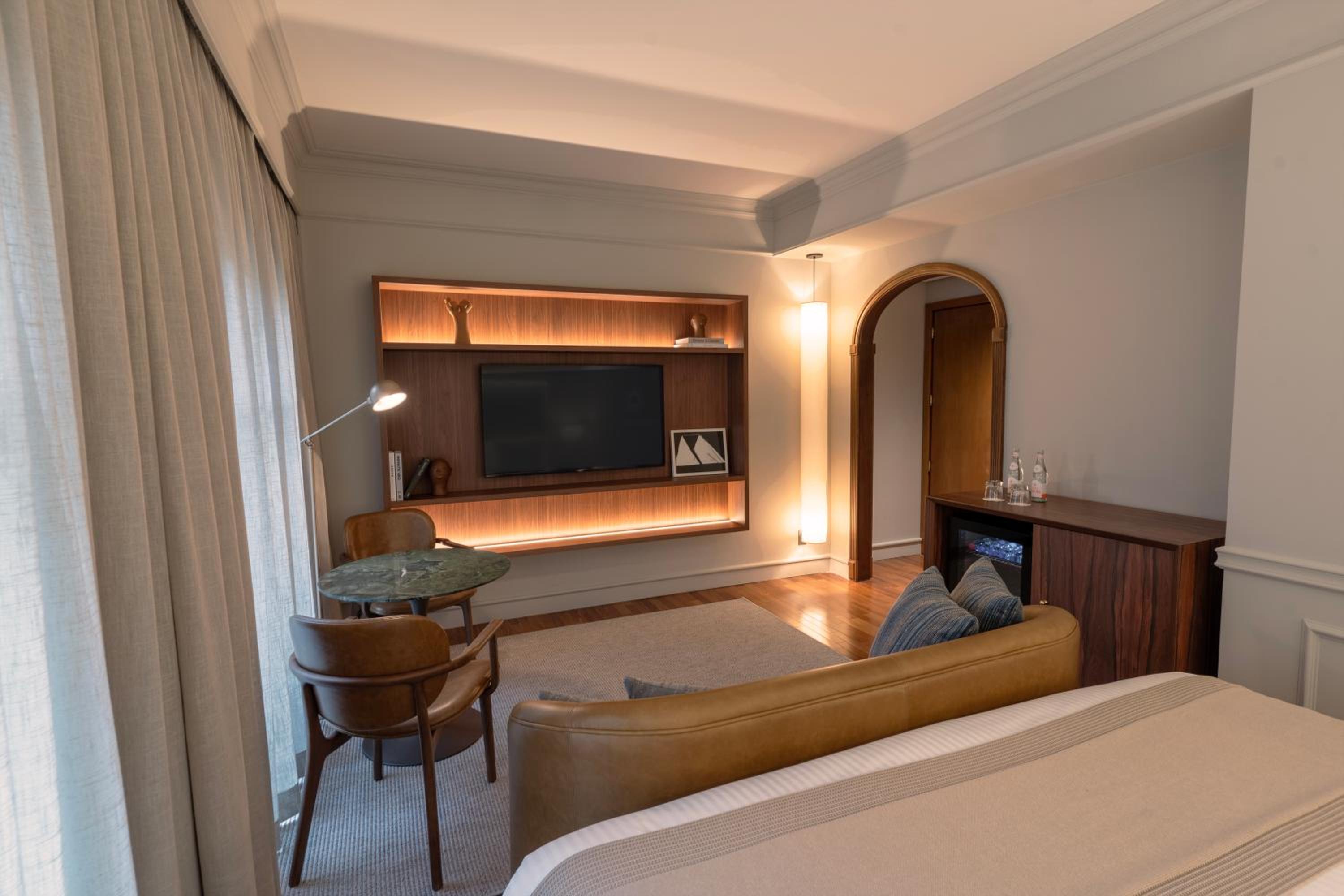 Executive Suite