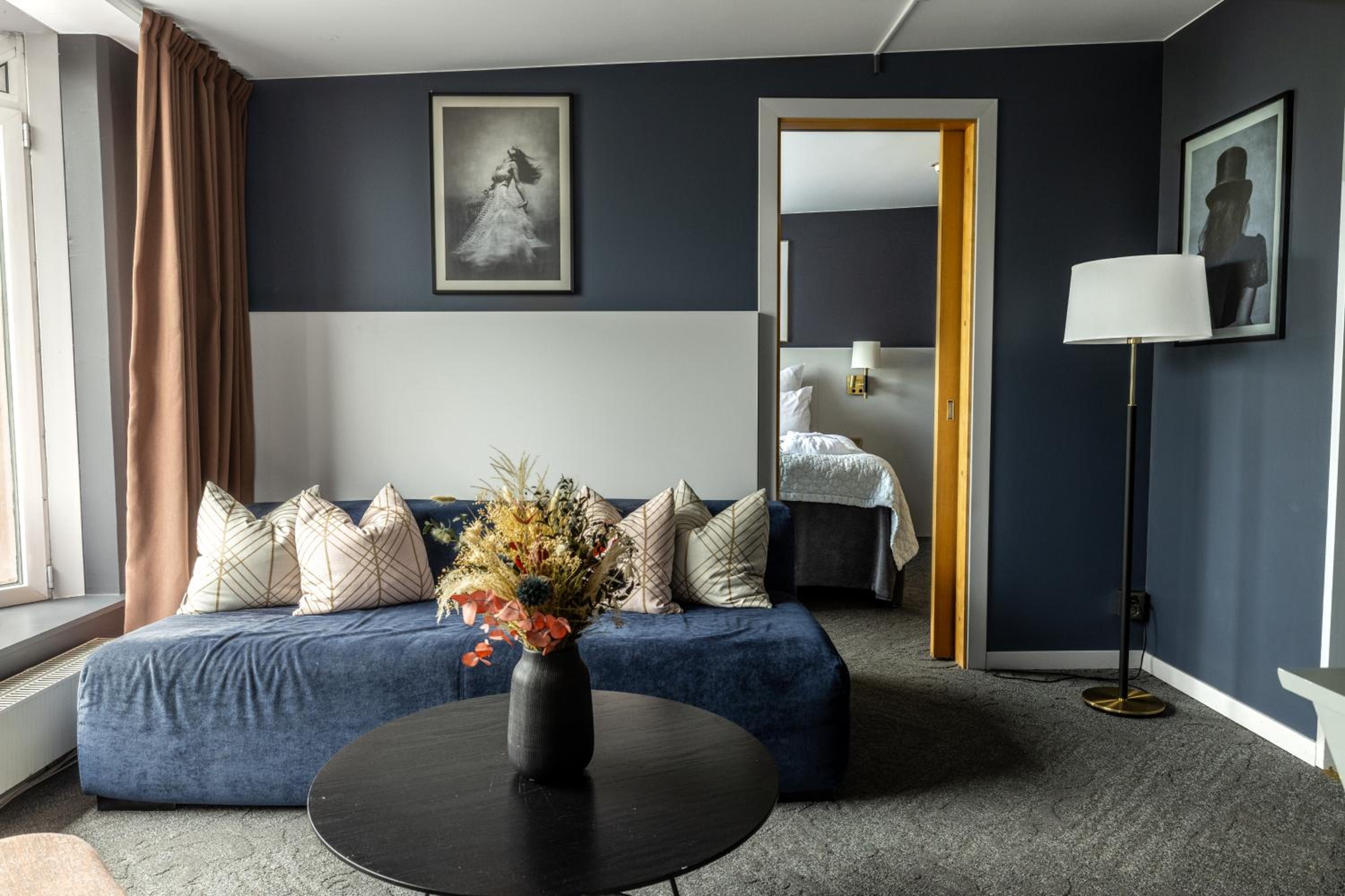 Suite - Photo 2
