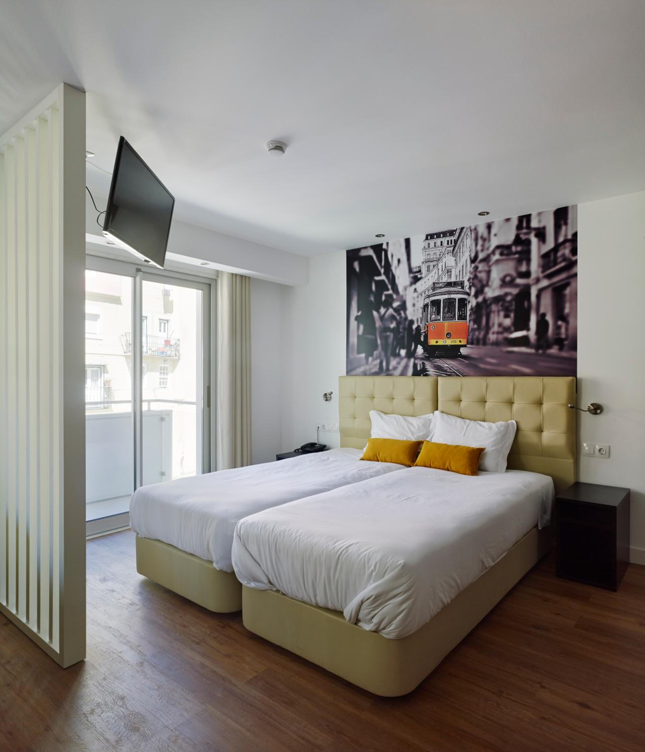 One-Bedroom Apartment (3 Adults)