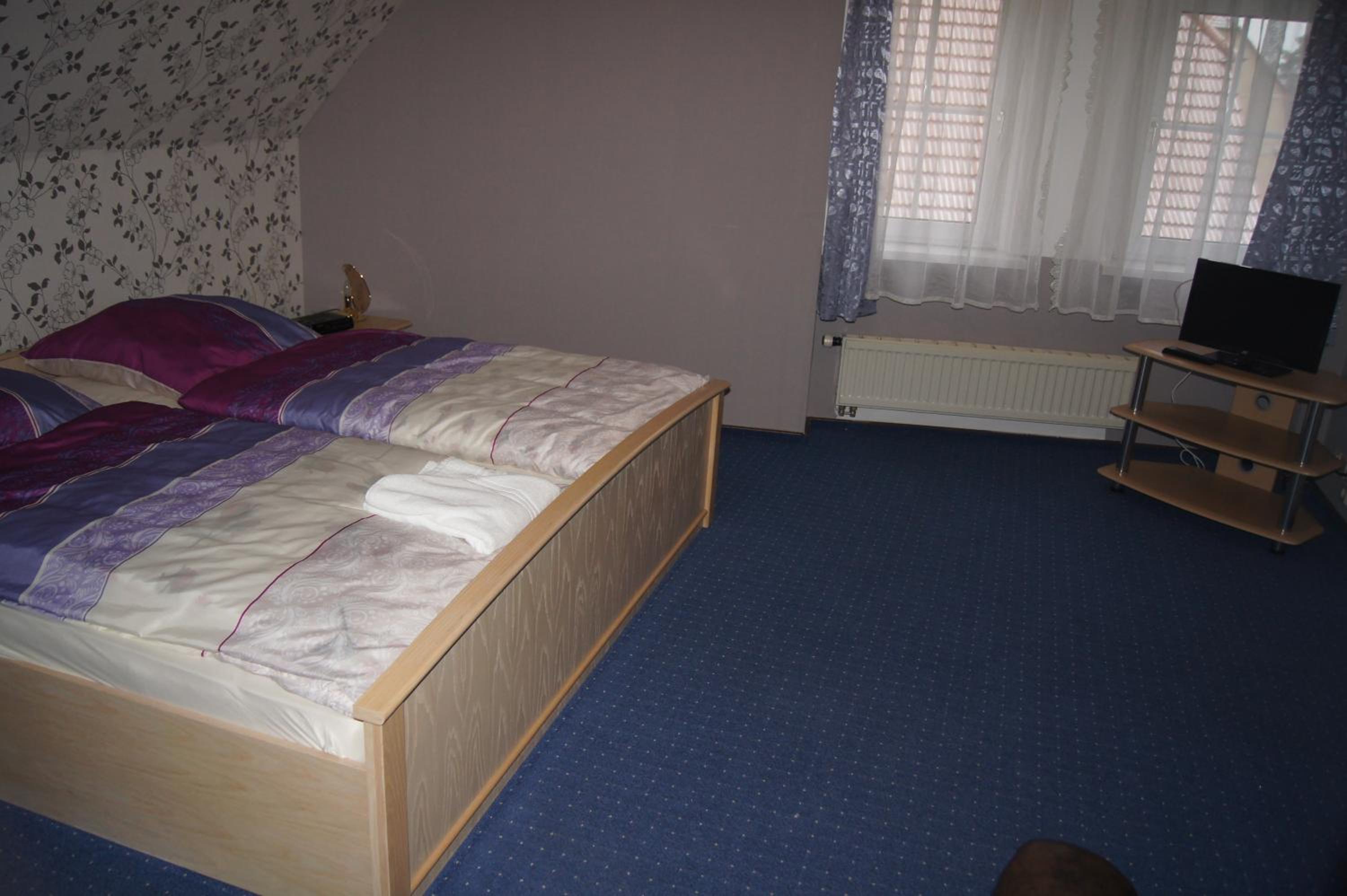 Double Room - Photo 1