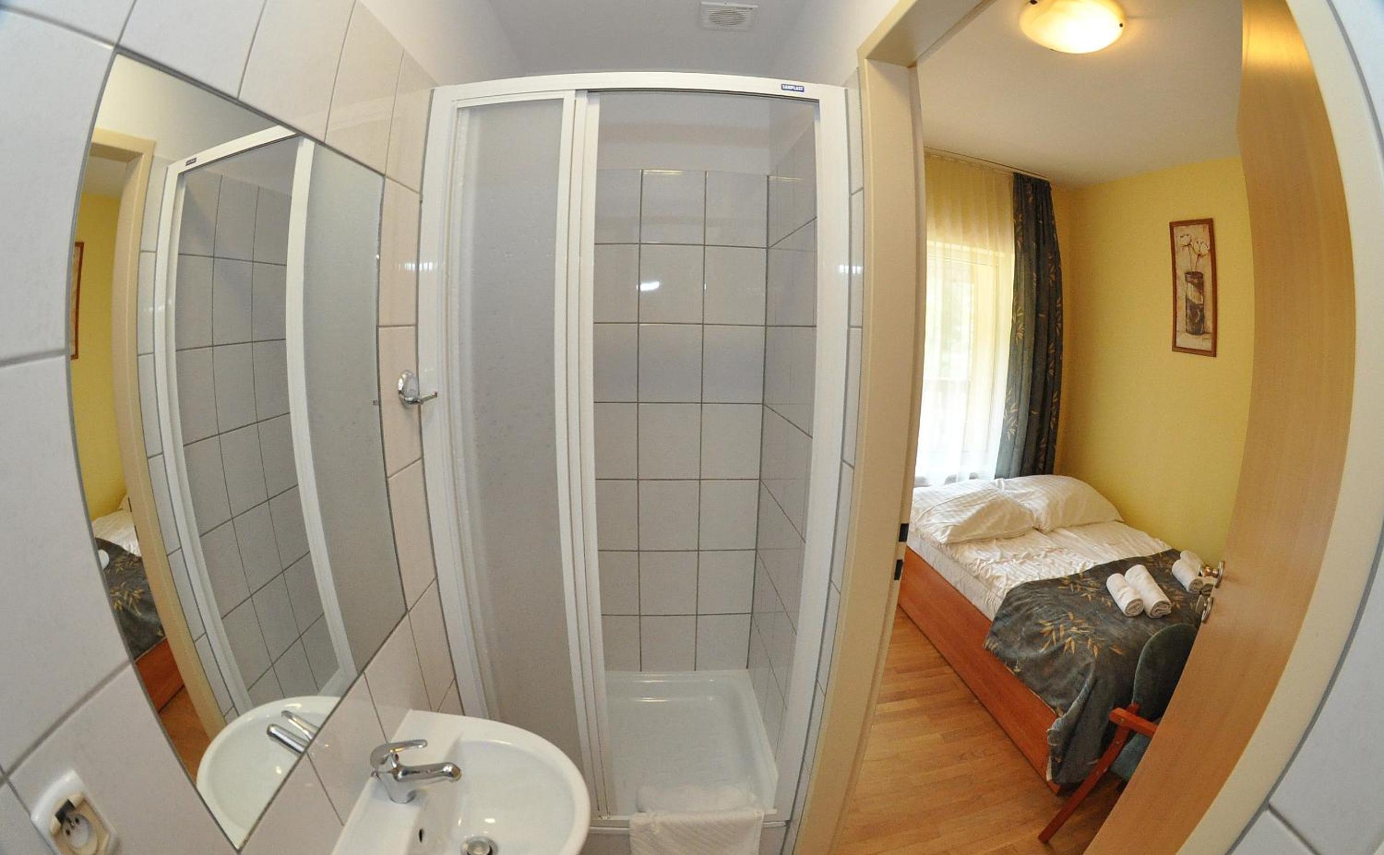 Double Room with Balcony photo 3