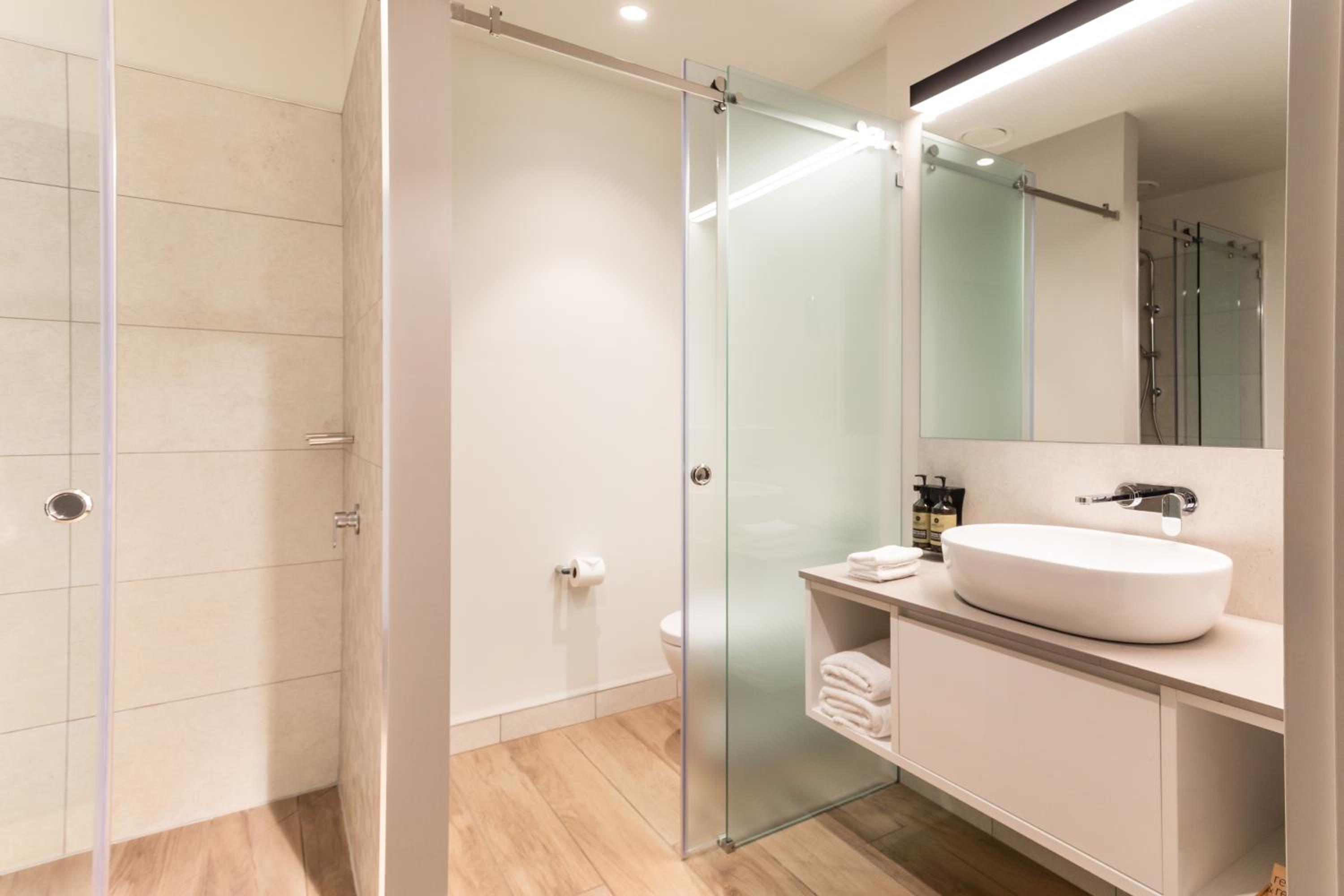 Tamar River Twin Room photo 2