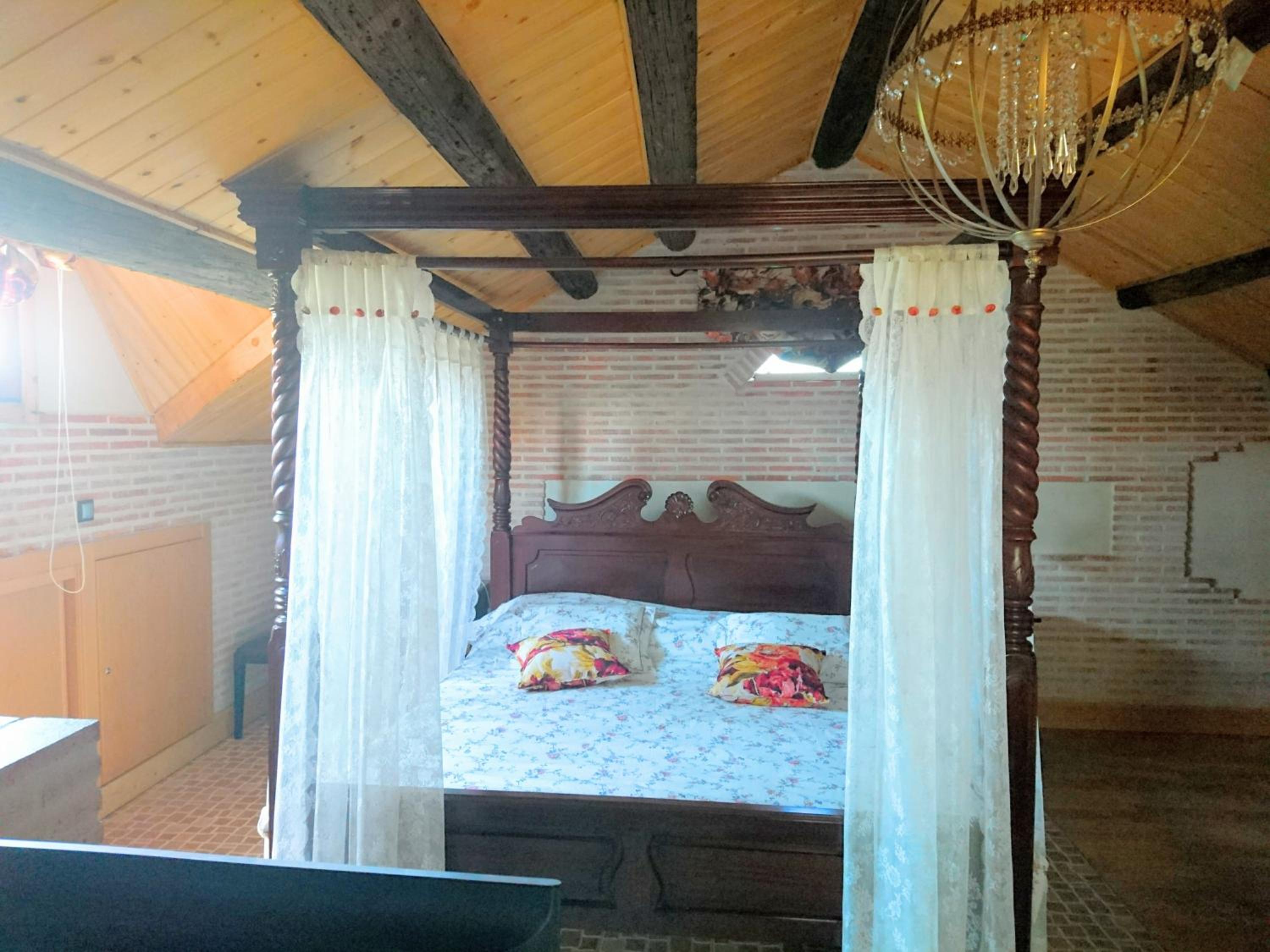 Casa de cuatro habitaciones