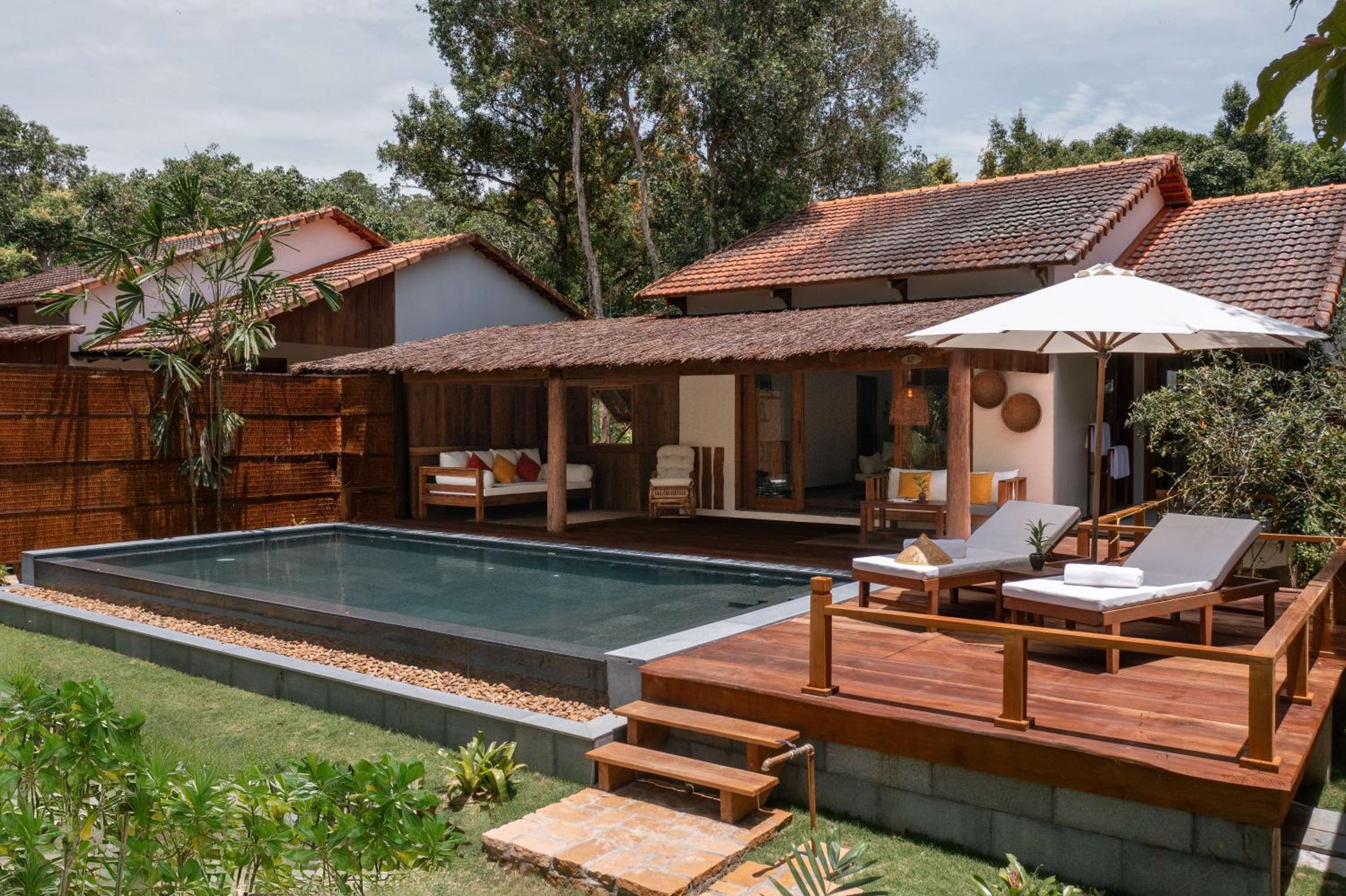 Green Pool Villa thumbnail 6