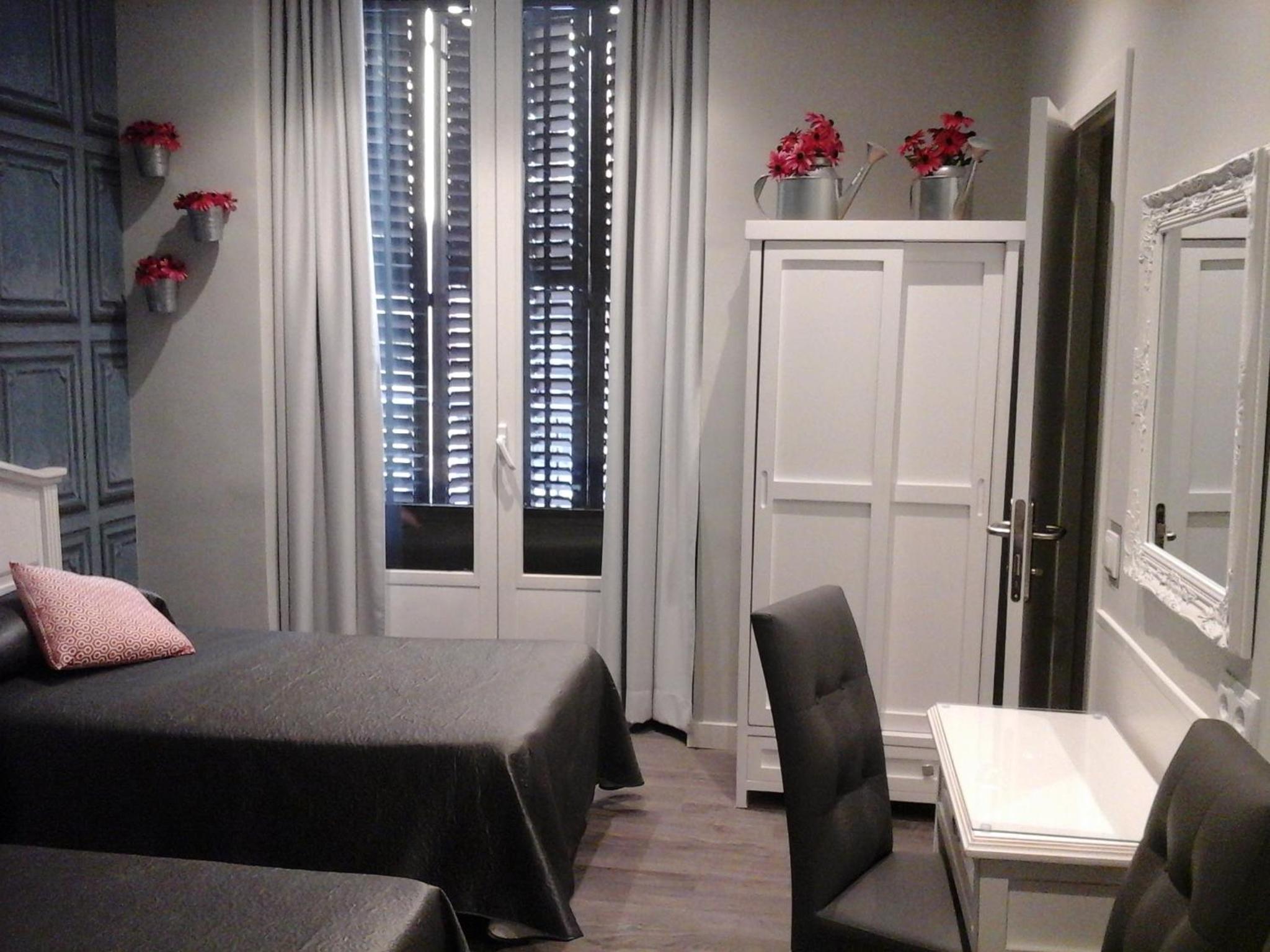 Triple Room - Photo 6