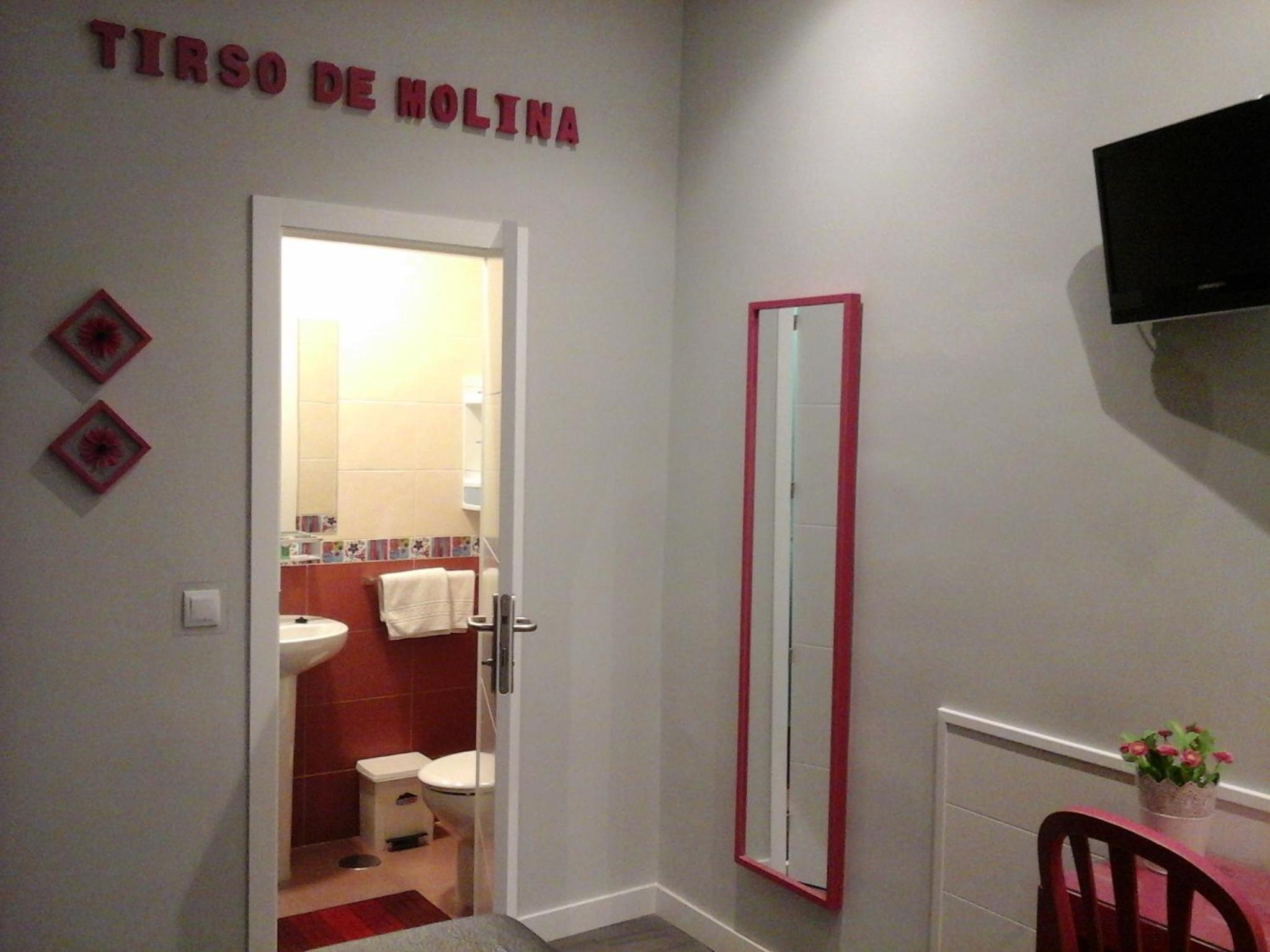 Twin Room - Photo 2