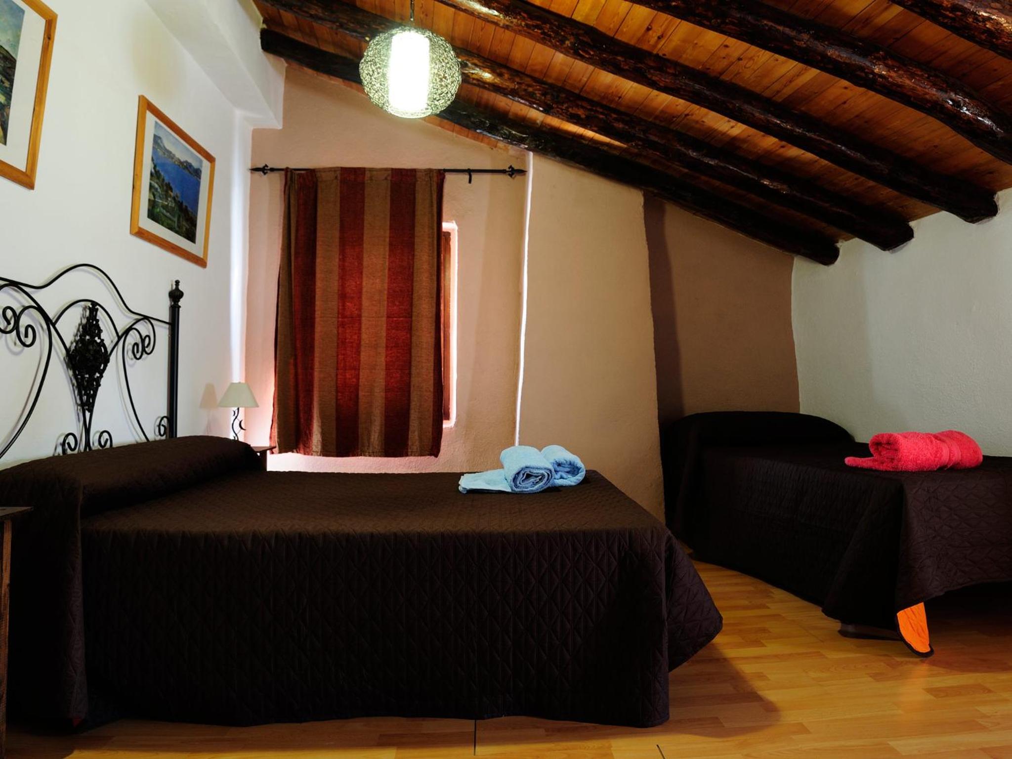 Two-Bedroom House - Photo 1