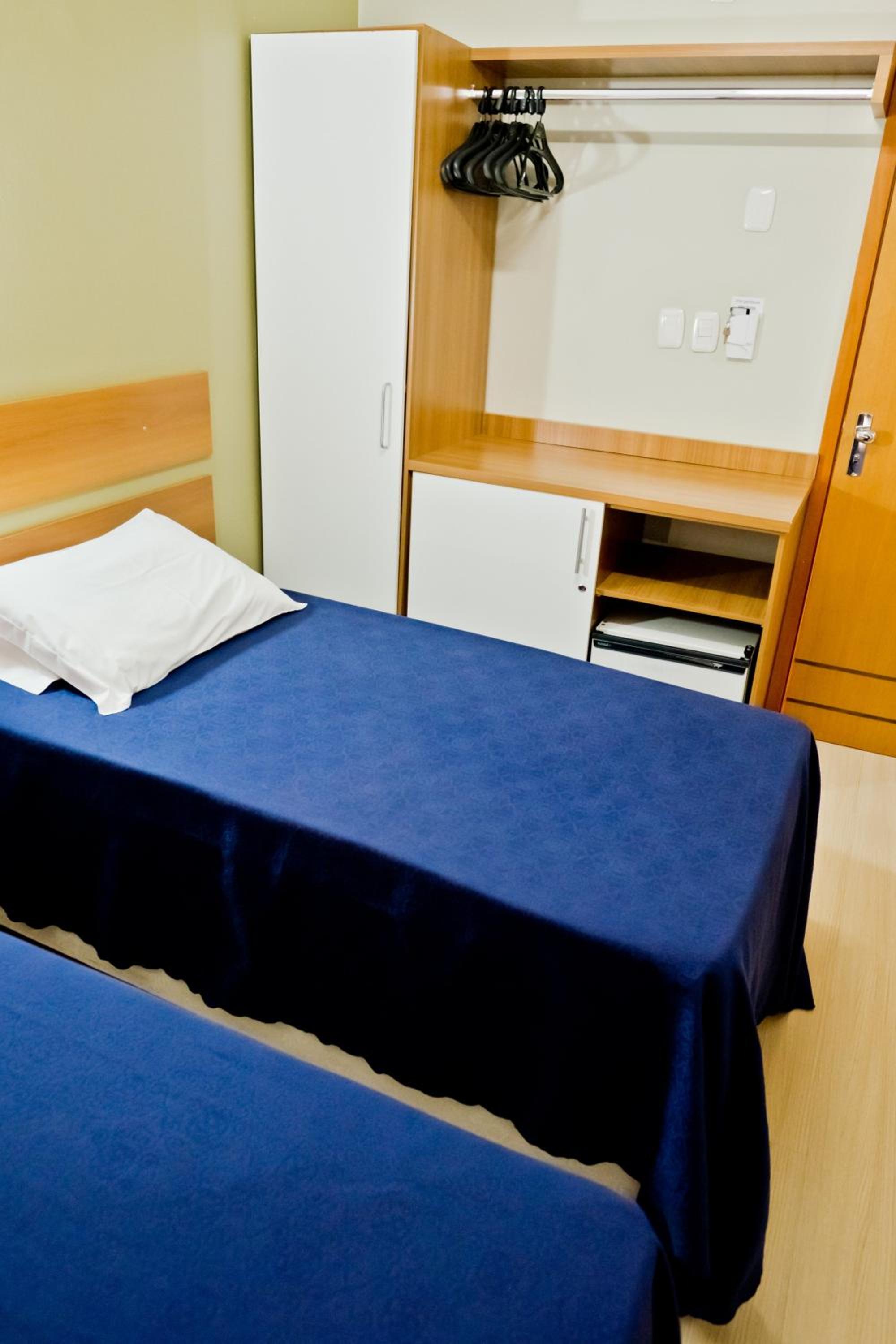 Deluxe Twin Room photo 2