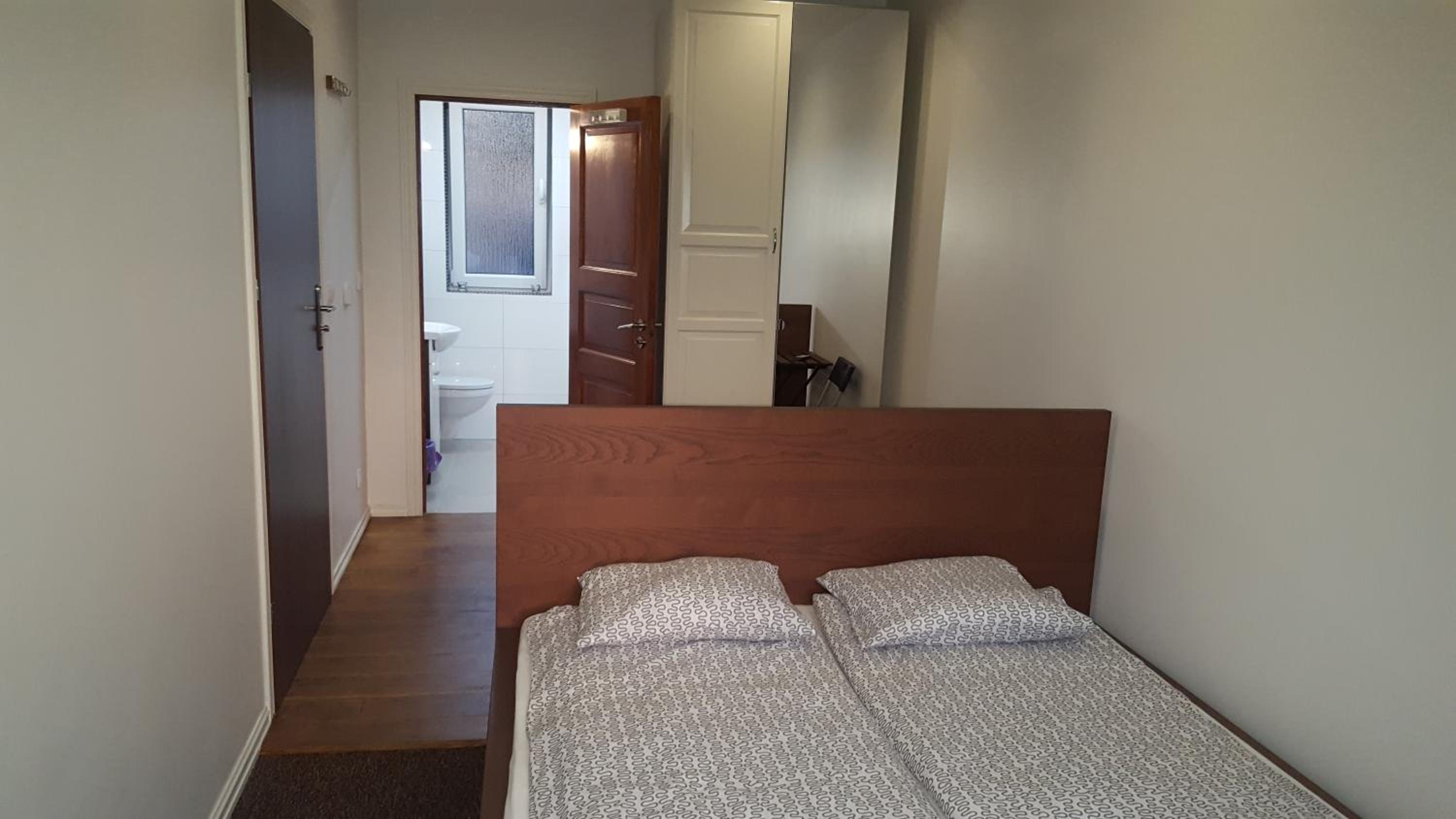 Deluxe Double Room with Terrace and Spa Bath  - Photo 2