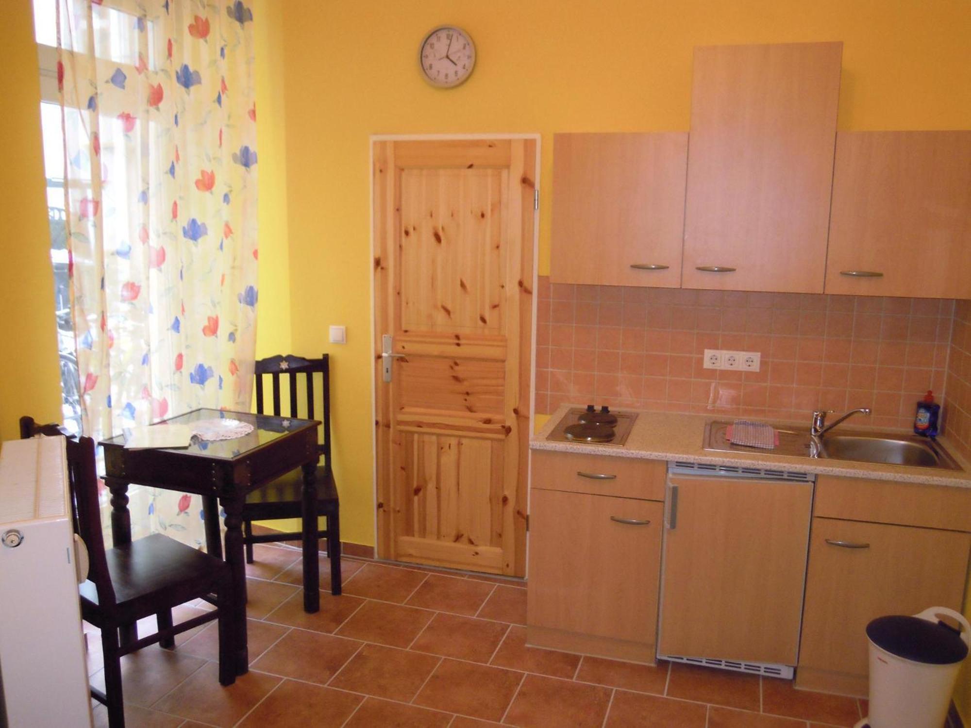 Room no. 5 photo 3