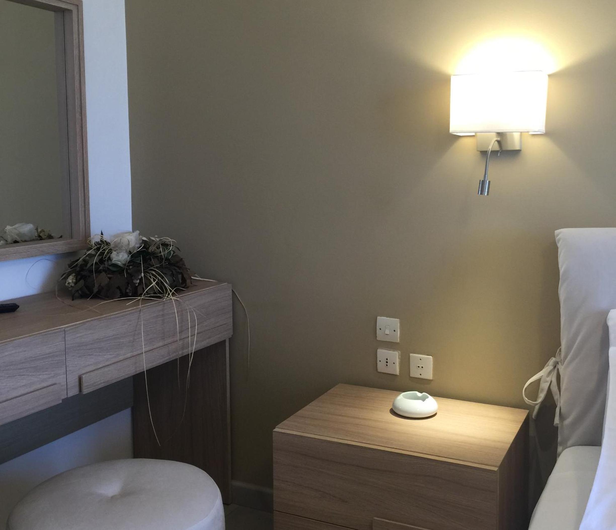 Standard Twin Room with Sea View photo 1