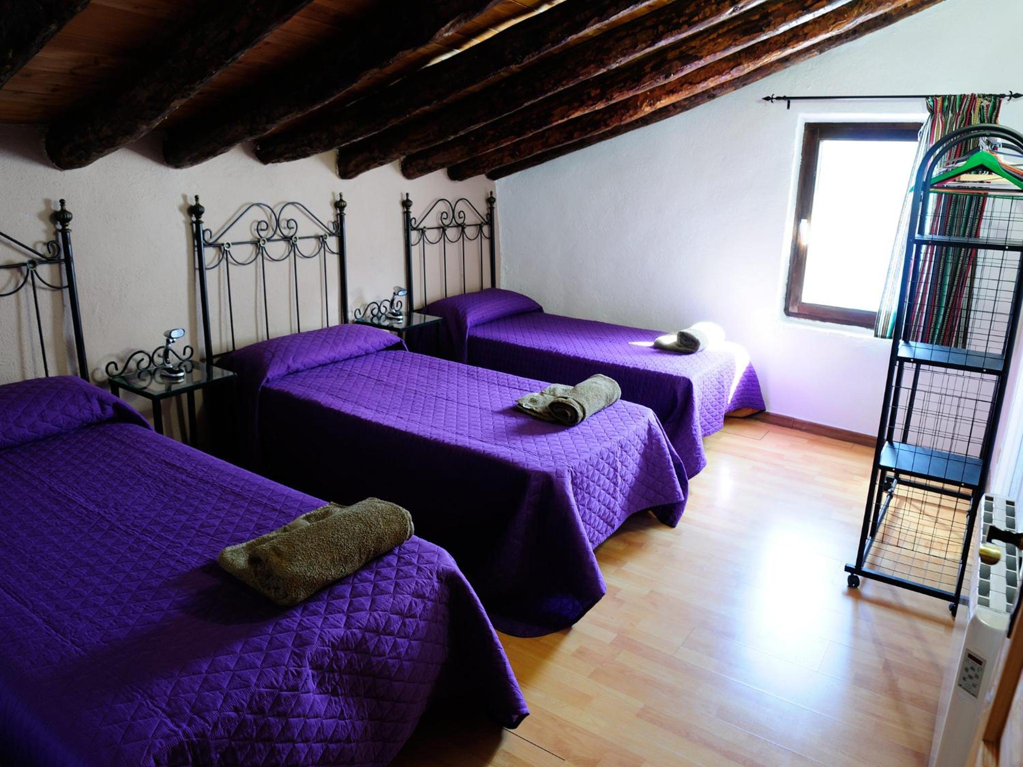 Two-Bedroom House - Photo 11