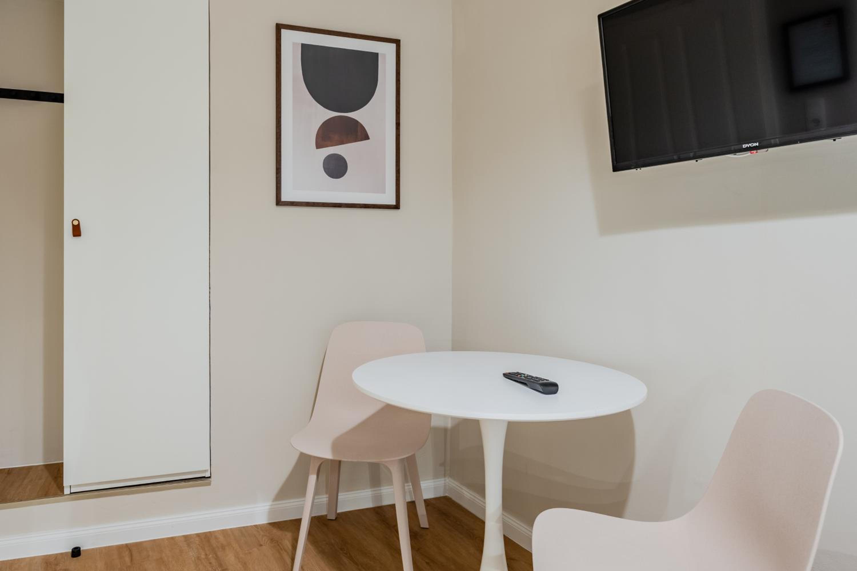 Studio Courtyard – Basement