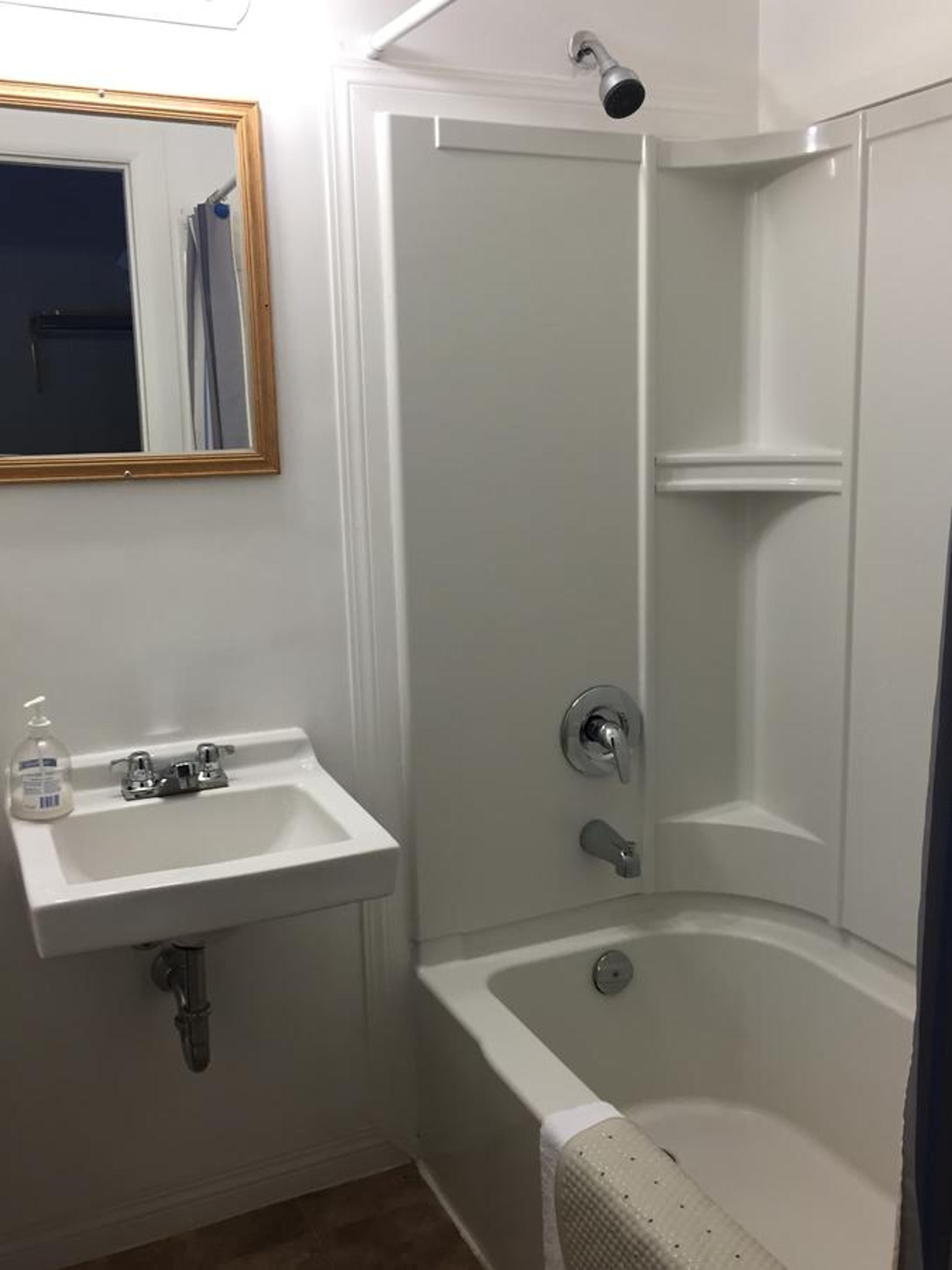 Standard Single Room photo 2