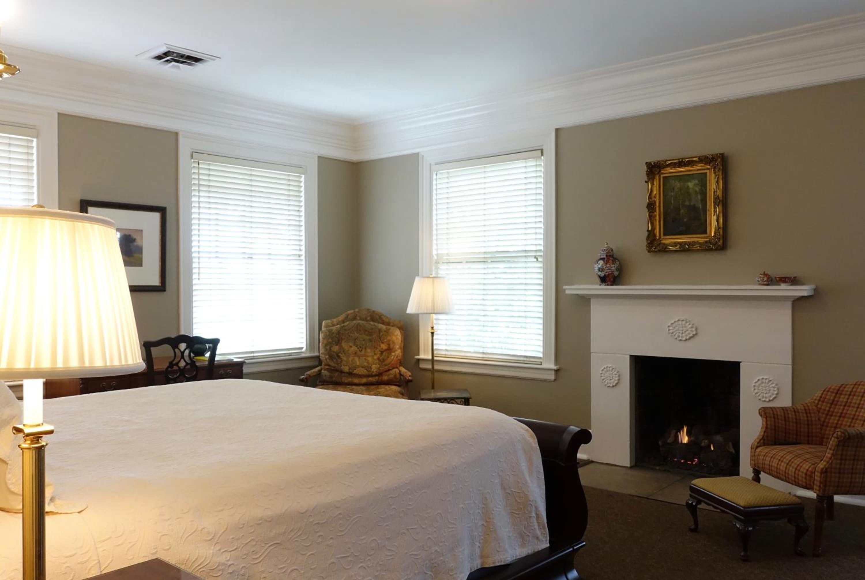 King Room with Balcony - Martin House photo 3