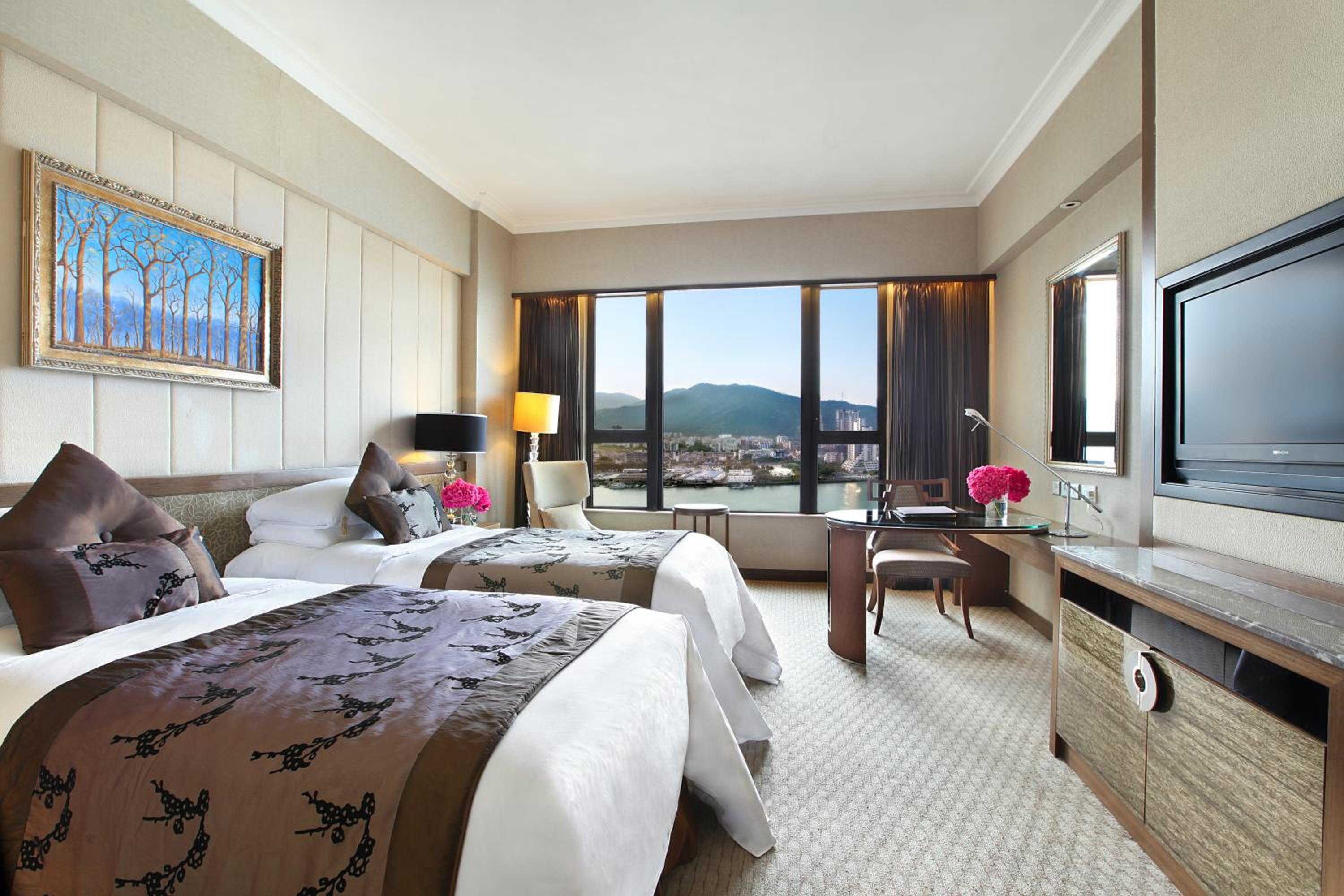 Luxury Twin Room with River View  photo 2