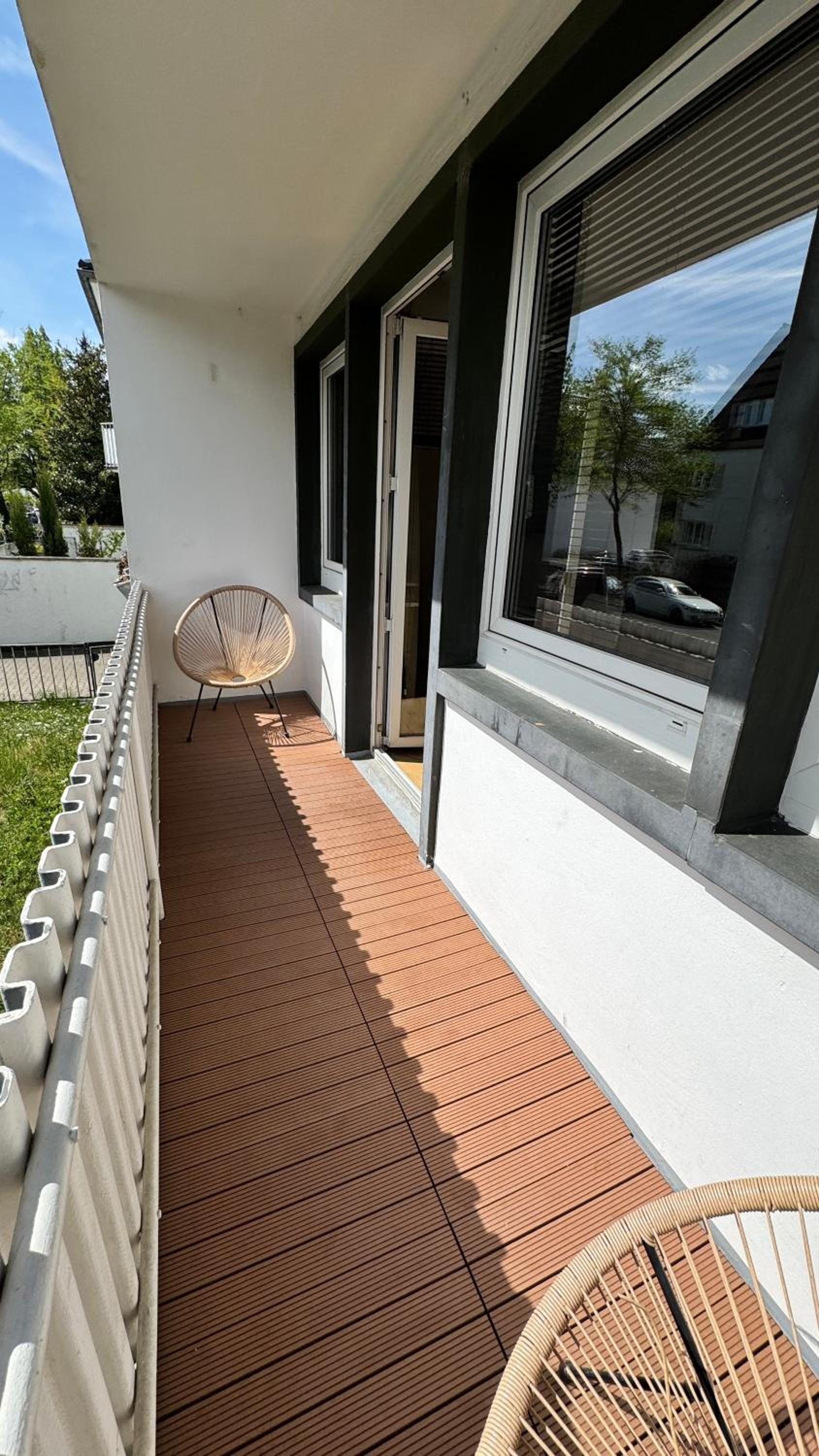 One-Bedroom Apartment with Balcony photo 3
