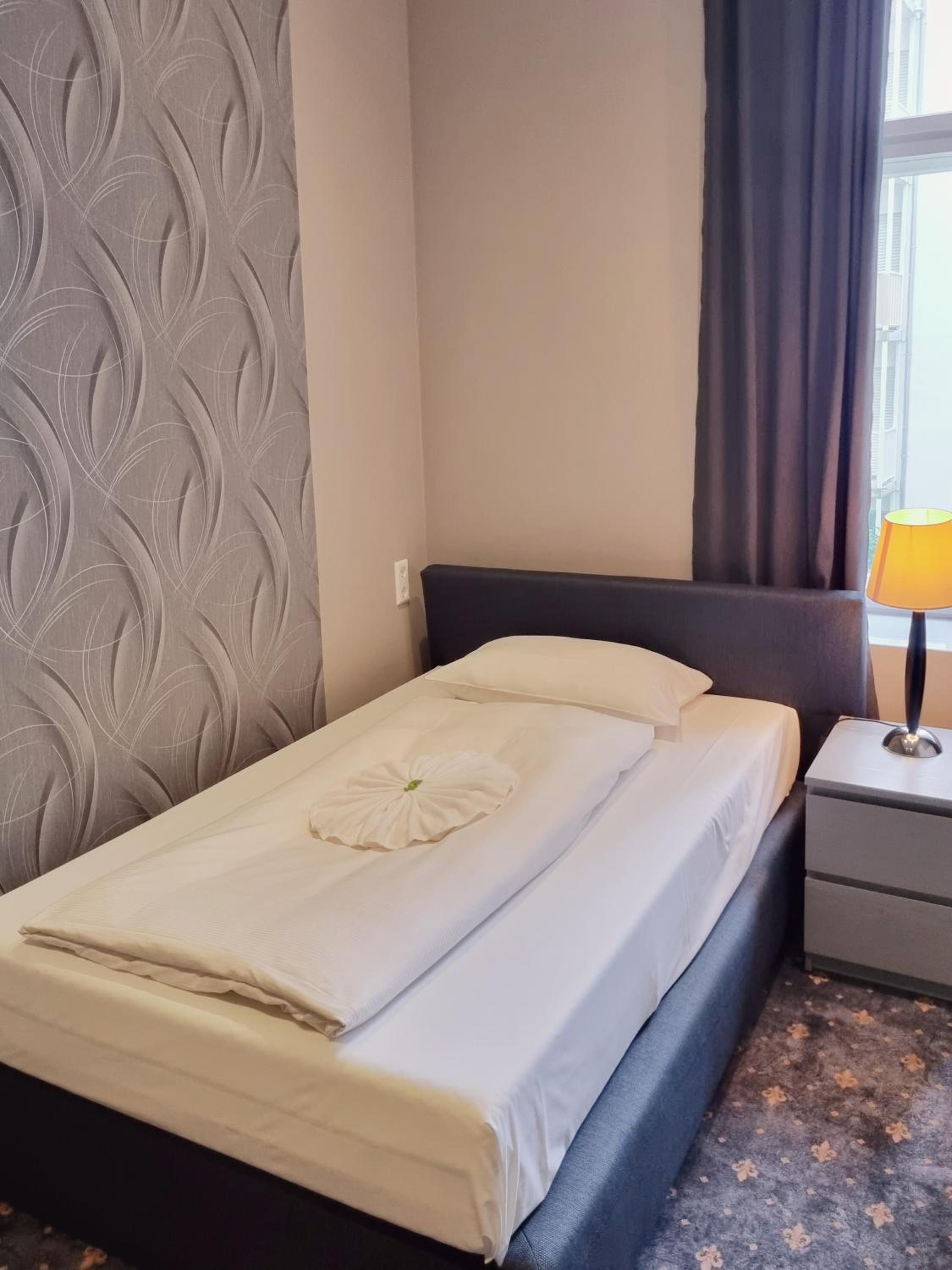 Deluxe Single Room photo 2